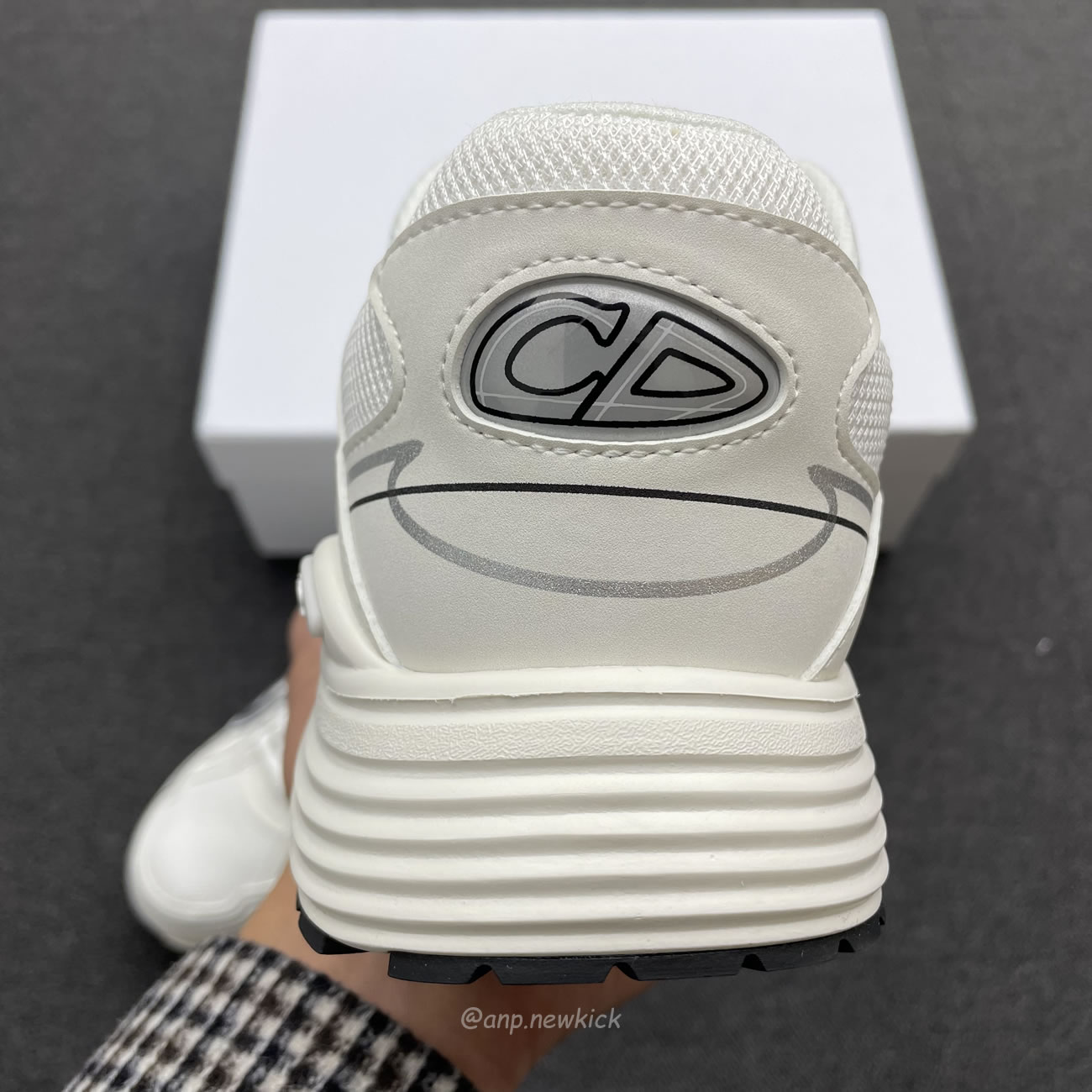 Dior B30 Microfiber Mesh White Grey 3sn279zndh000 (4) - www.kitistry.com Dior B30 Microfiber Mesh White Grey 3sn279zndh000 (4) - www.kitistry.com