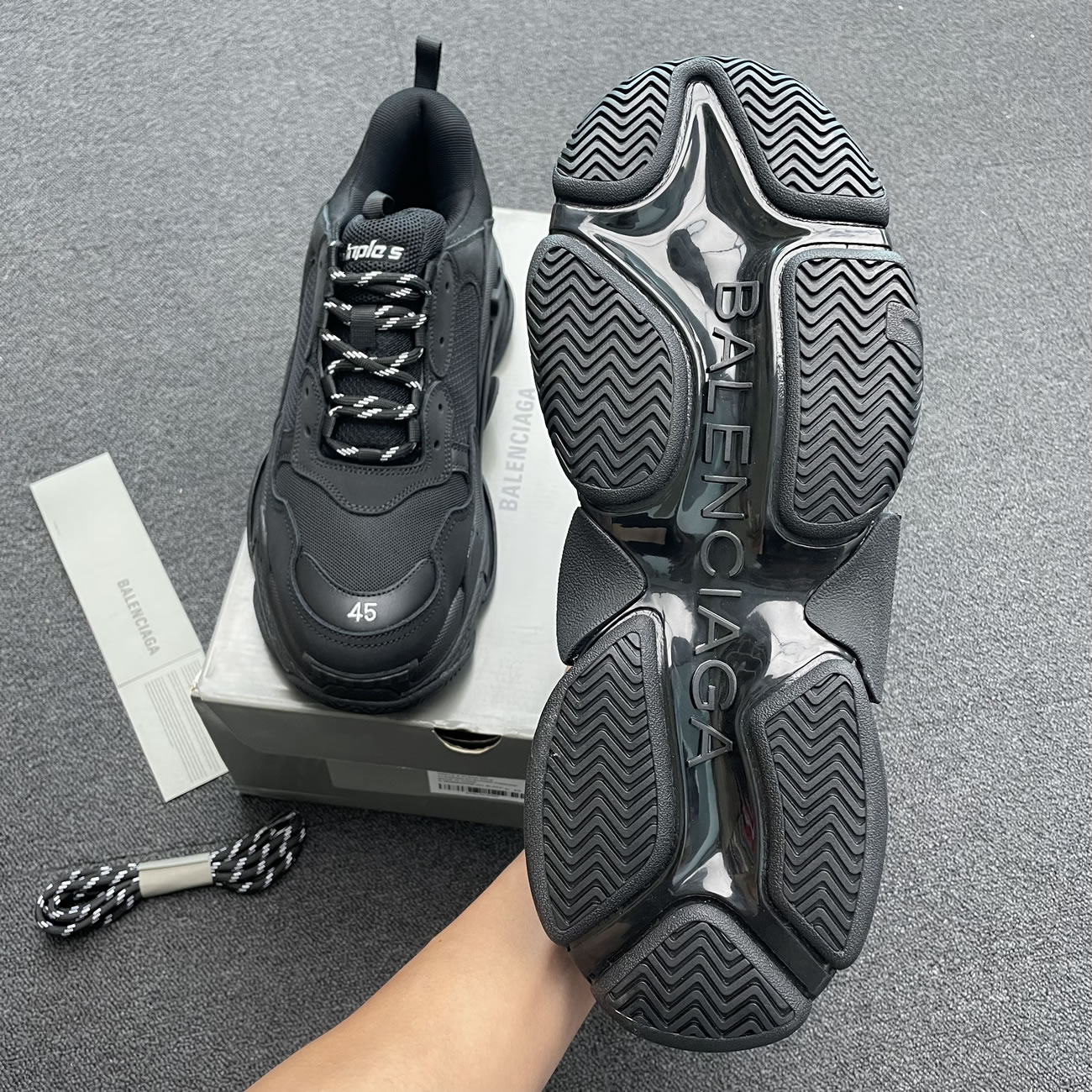 Balenciaga Triple S Black W 541624w09011000 (10) - www.kitistry.com Balenciaga Triple S Black W 541624w09011000 (10) - www.kitistry.com