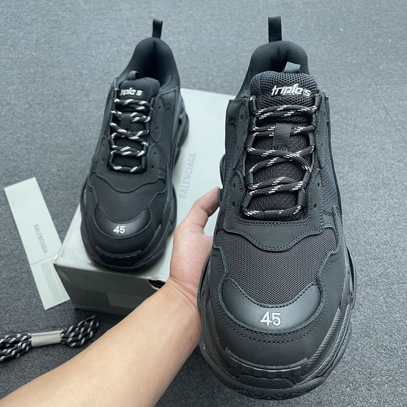 Balenciaga Triple S Black W 541624w09011000 (4) - www.kitistry.com Balenciaga Triple S Black W 541624w09011000 (4) - www.kitistry.com