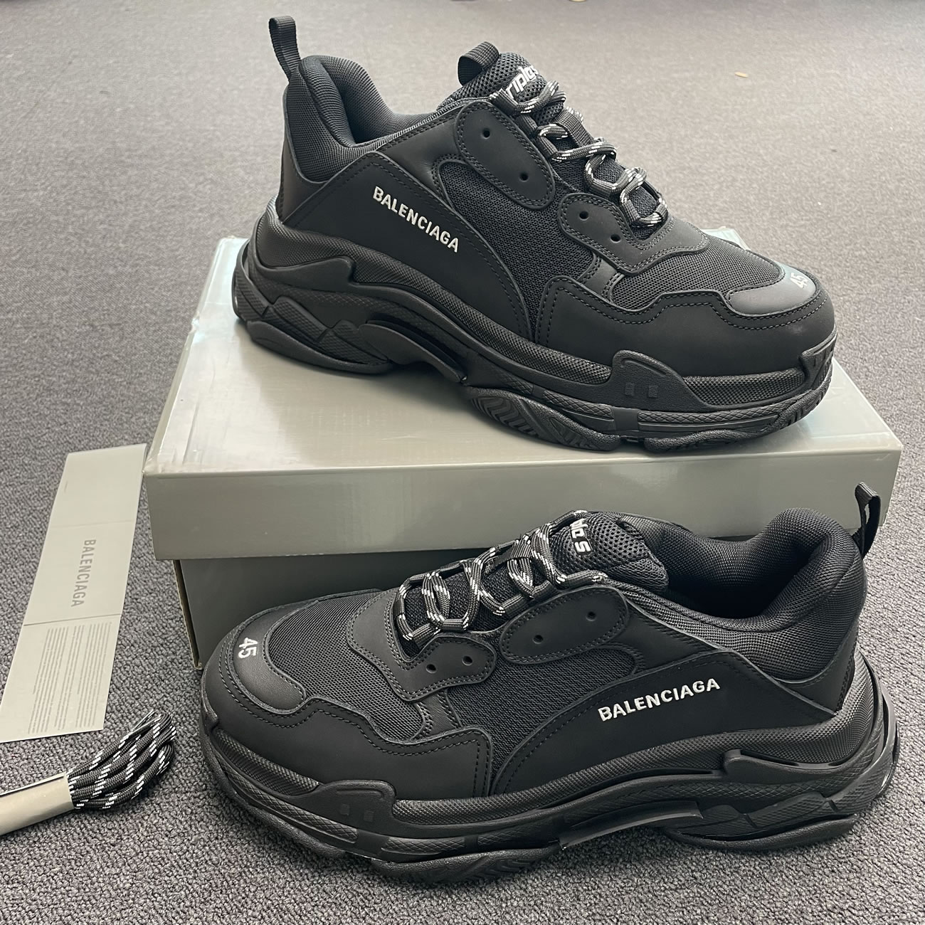 Balenciaga Triple S Black W 541624w09011000 (6) - www.kitistry.com Balenciaga Triple S Black W 541624w09011000 (6) - www.kitistry.com