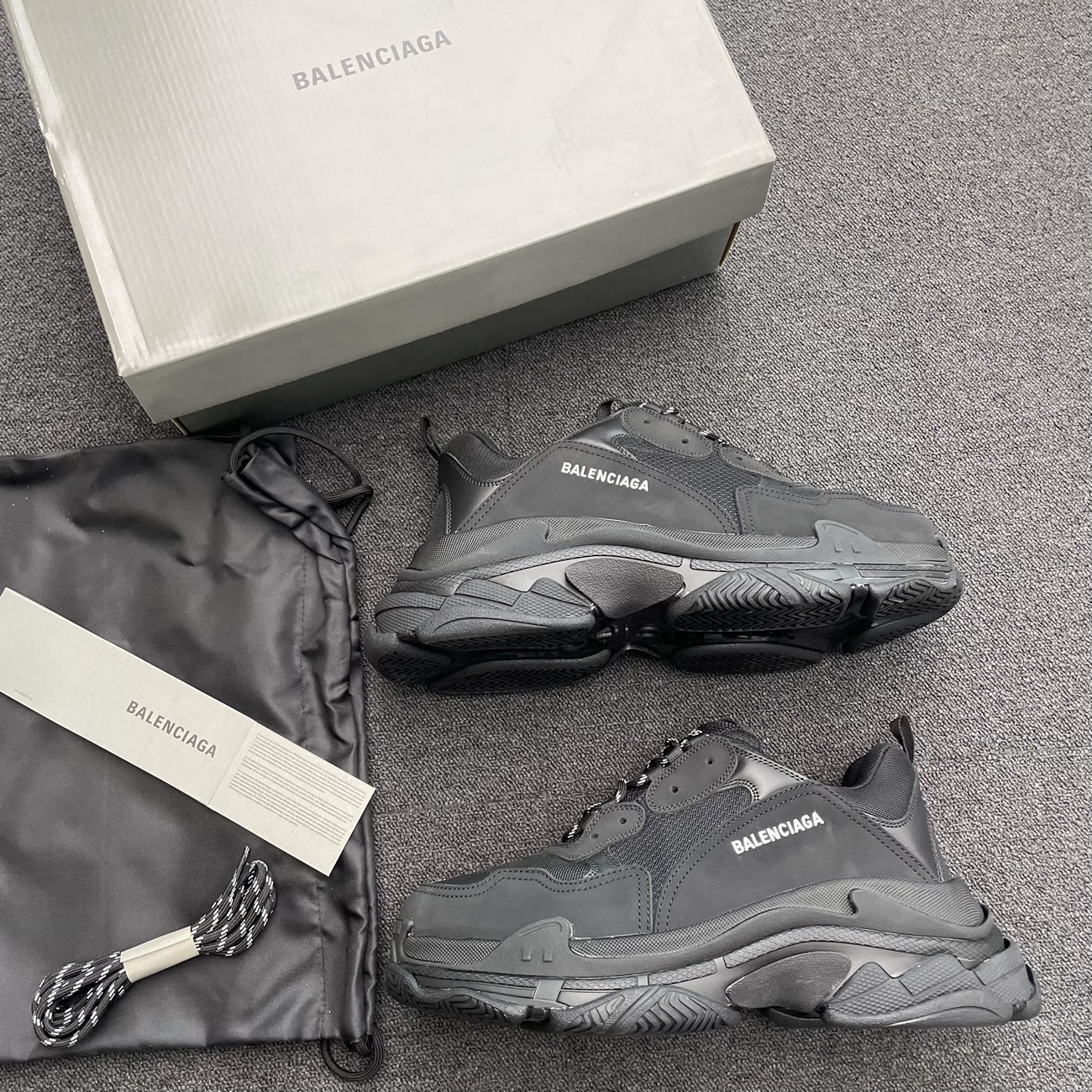 Balenciaga Triple S Black W 541624w09011000 (7) - www.kitistry.com Balenciaga Triple S Black W 541624w09011000 (7) - www.kitistry.com