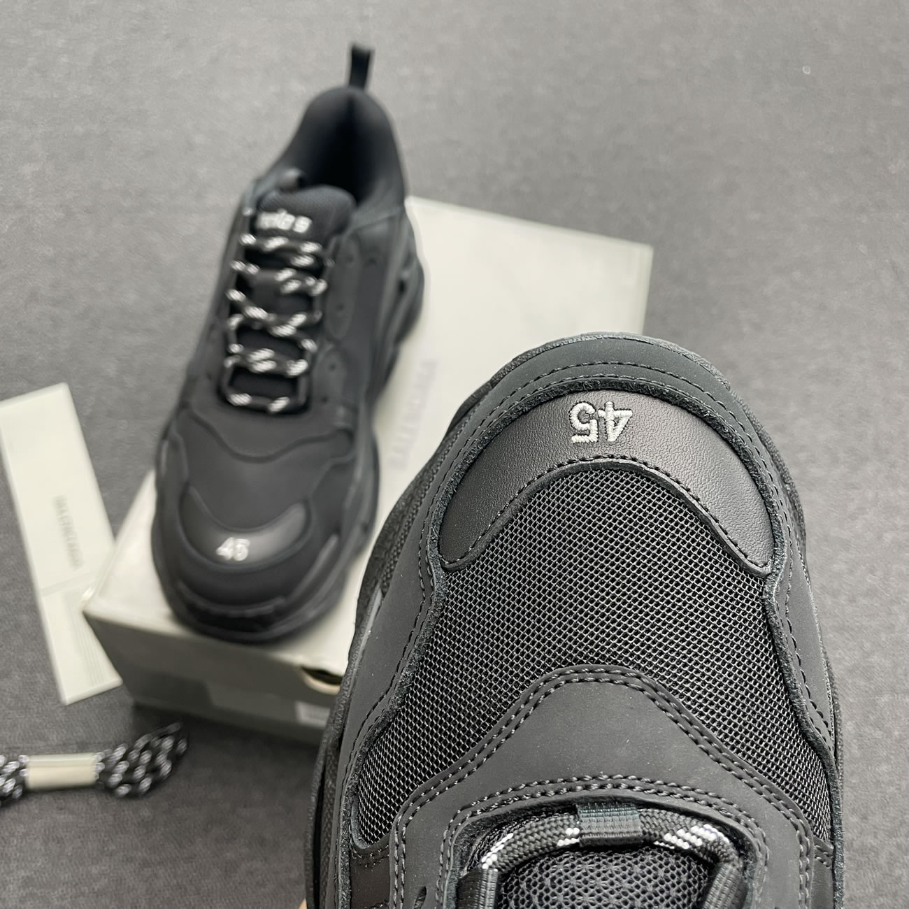 Balenciaga Triple S Black W 541624w09011000 (8) - www.kitistry.com Balenciaga Triple S Black W 541624w09011000 (8) - www.kitistry.com