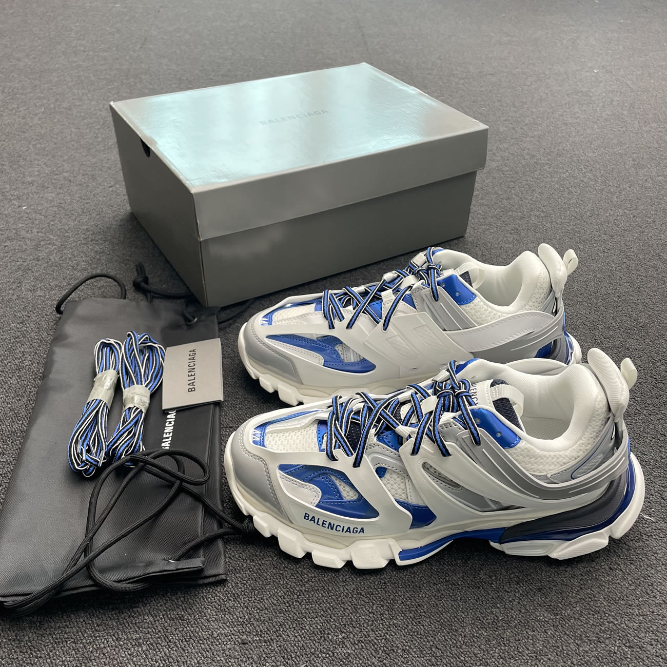 Balenciaga Track White Blue 542023w2fs99051 (5) - www.kitistry.com Balenciaga Track White Blue 542023w2fs99051 (5) - www.kitistry.com