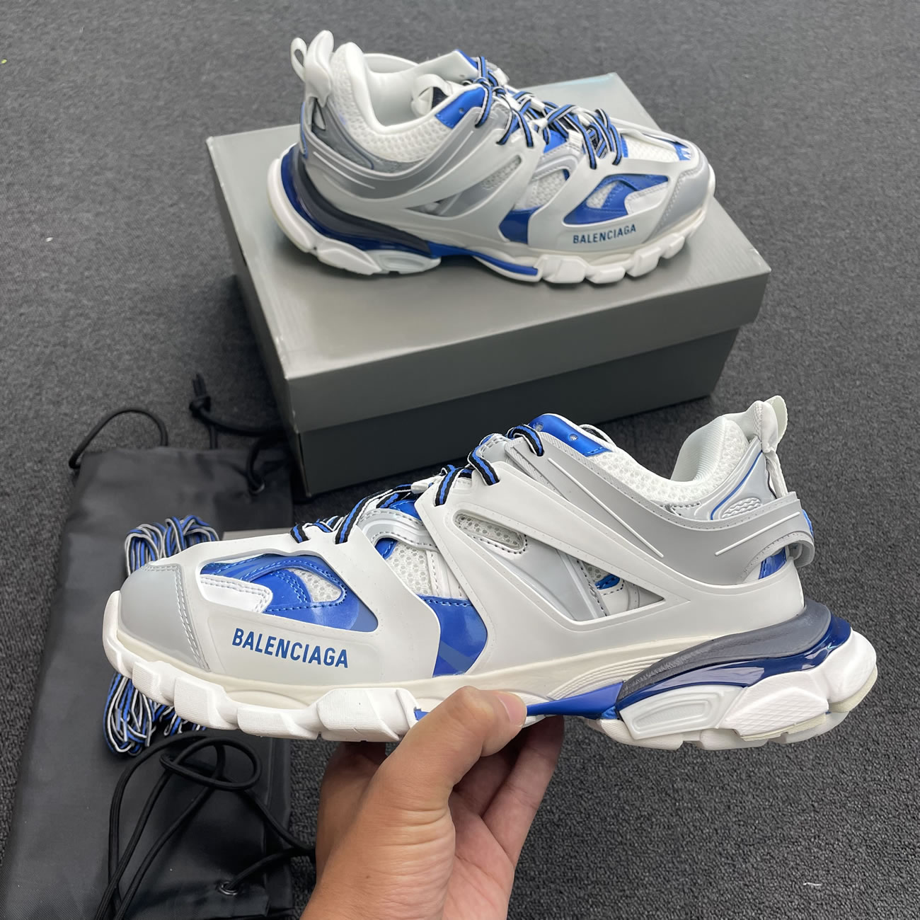 Balenciaga Track White Blue 542023w2fs99051 (7) - www.kitistry.com Balenciaga Track White Blue 542023w2fs99051 (7) - www.kitistry.com