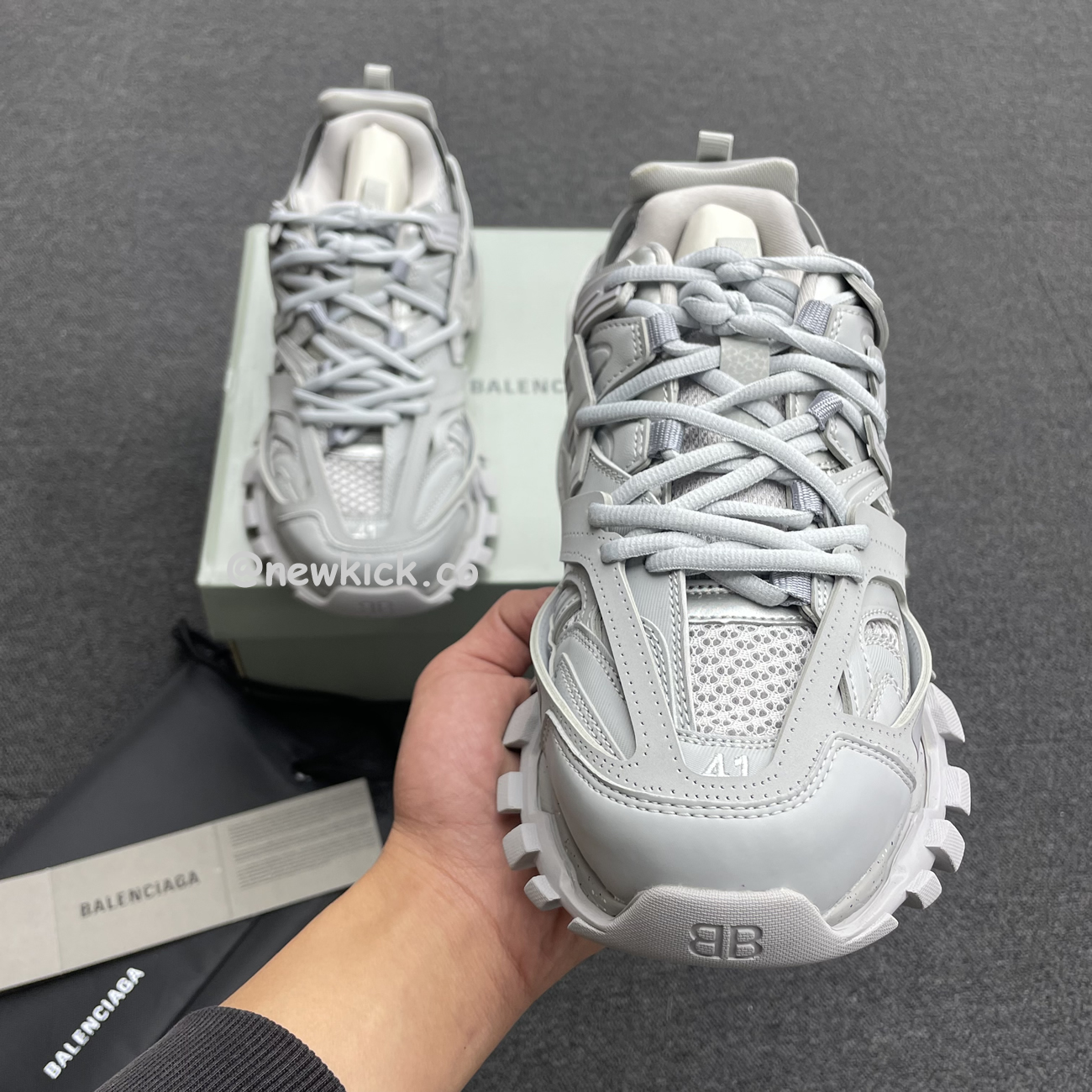 Balenciaga Track Light Grey W 542436w2la11203 (4) - www.kitistry.com Balenciaga Track Light Grey W 542436w2la11203 (4) - www.kitistry.com