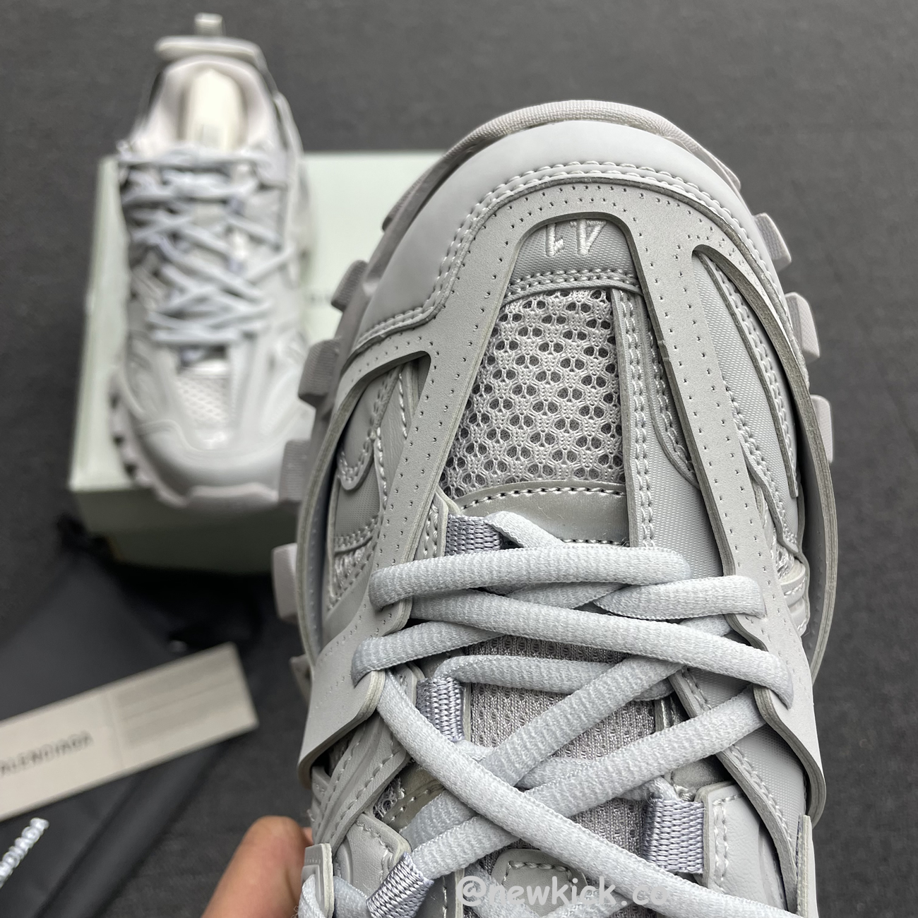 Balenciaga Track Light Grey W 542436w2la11203 (5) - www.kitistry.com Balenciaga Track Light Grey W 542436w2la11203 (5) - www.kitistry.com