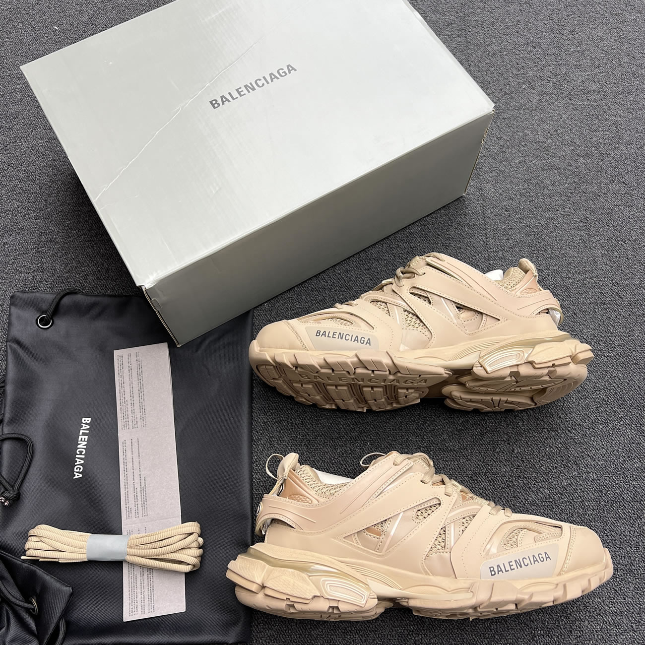 Balenciaga Track Beige W 542436w2la19870 (3) - www.kitistry.com Balenciaga Track Beige W 542436w2la19870 (3) - www.kitistry.com