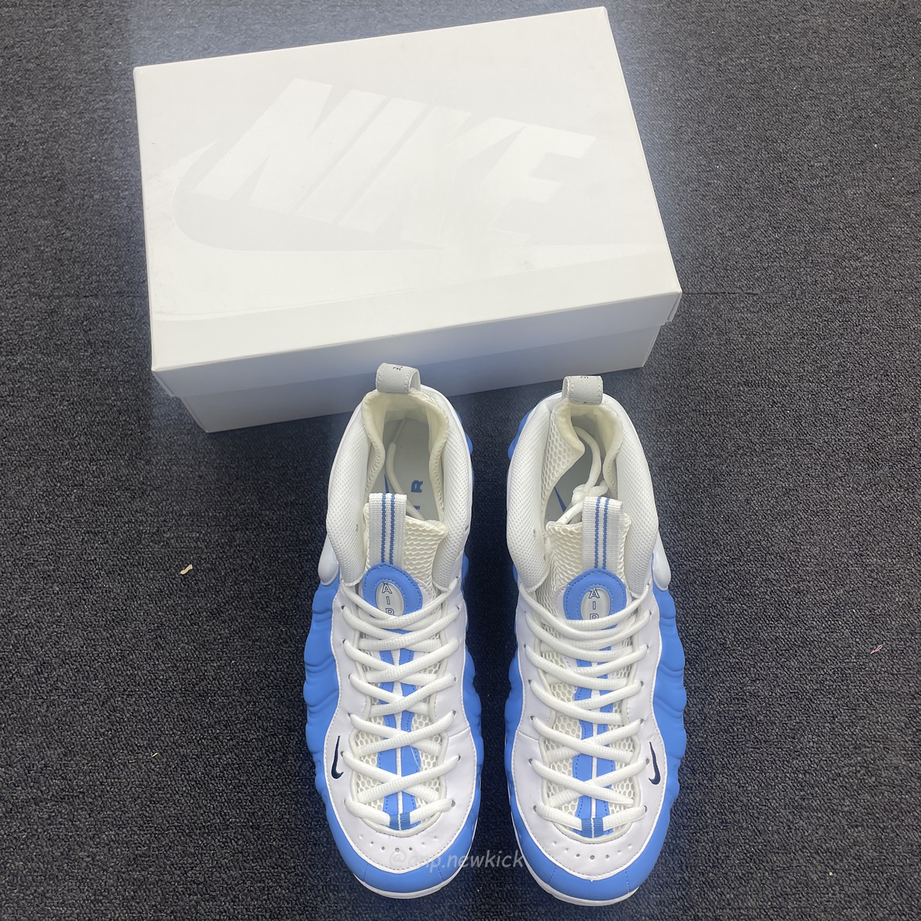 Nike Air Foamposite Pro University Blue 624041 411 (13) - www.kitistry.com Nike Air Foamposite Pro University Blue 624041 411 (13) - www.kitistry.com