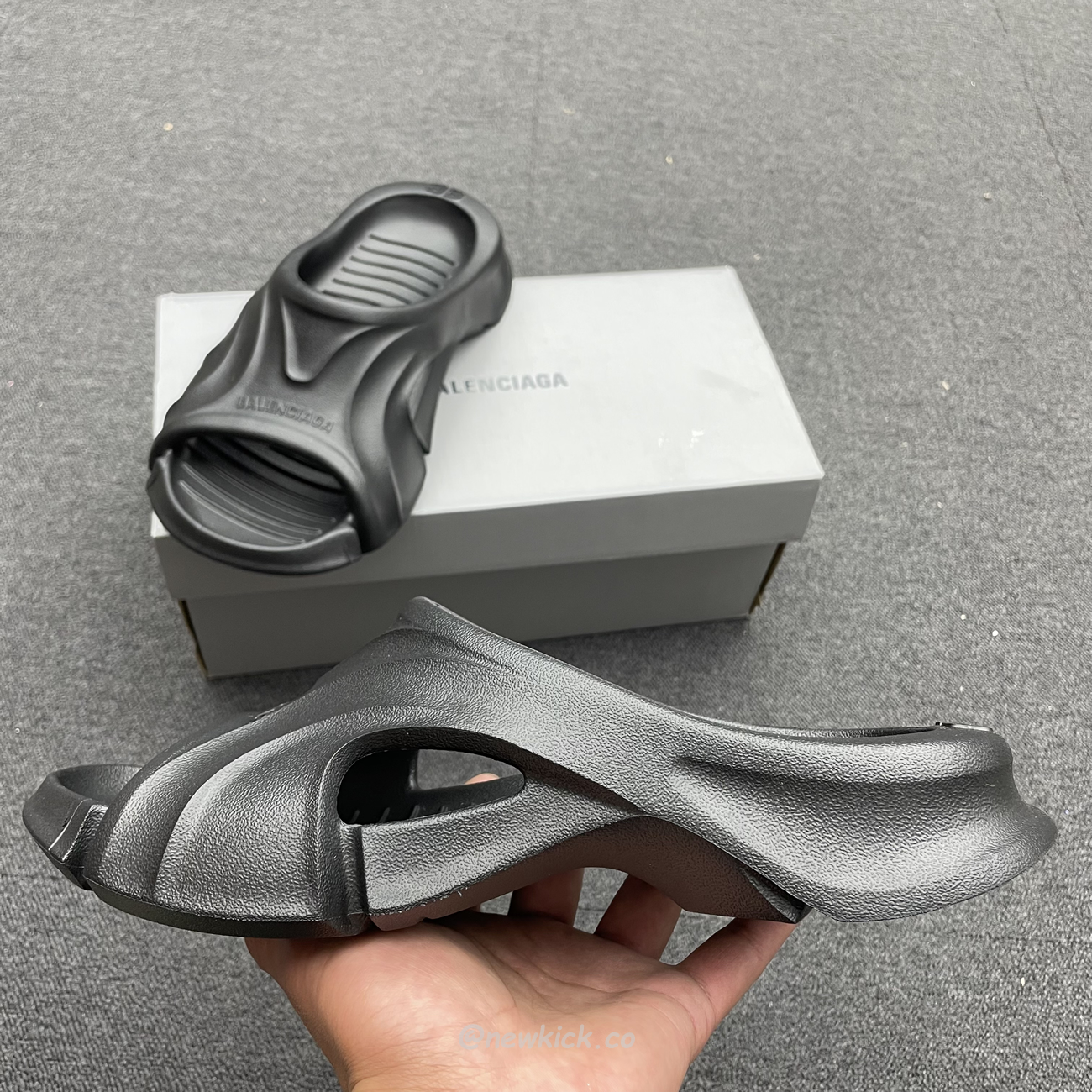 Balenciaga Mold Slide Sandal Black Beige 653874w3ce21000 (17) - www.kitistry.com Balenciaga Mold Slide Sandal Black Beige 653874w3ce21000 (17) - www.kitistry.com