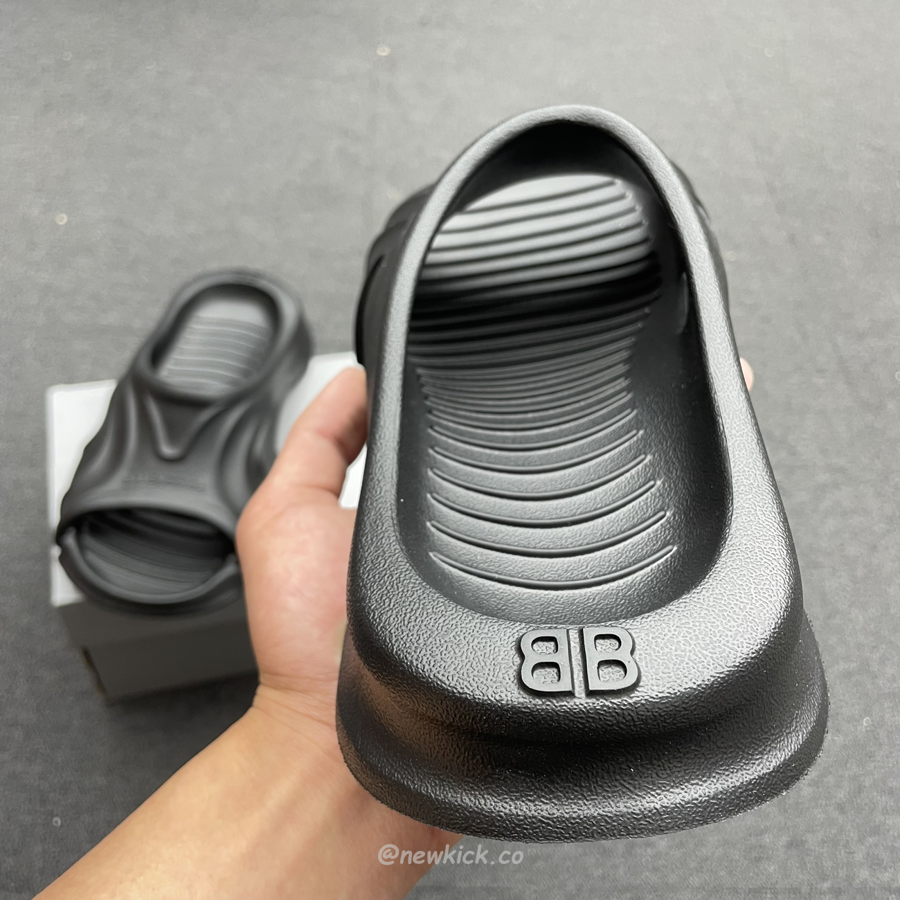 Balenciaga Mold Slide Sandal Black Beige 653874w3ce21000 (18) - www.kitistry.com Balenciaga Mold Slide Sandal Black Beige 653874w3ce21000 (18) - www.kitistry.com