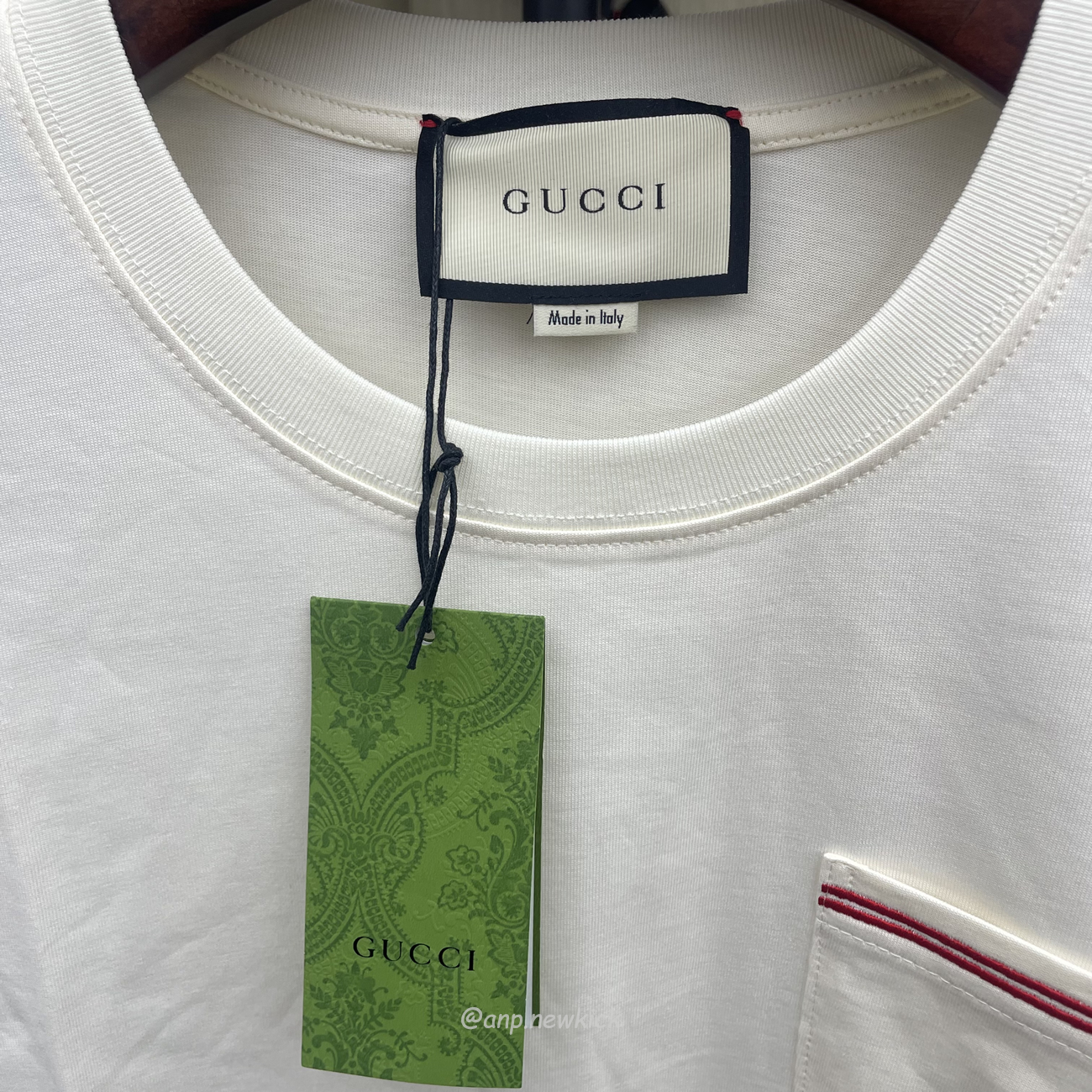 Gucci Xjdvi Emrboidery T Shirt White 673710 (13) - www.kitistry.com Gucci Xjdvi Emrboidery T Shirt White 673710 (13) - www.kitistry.com