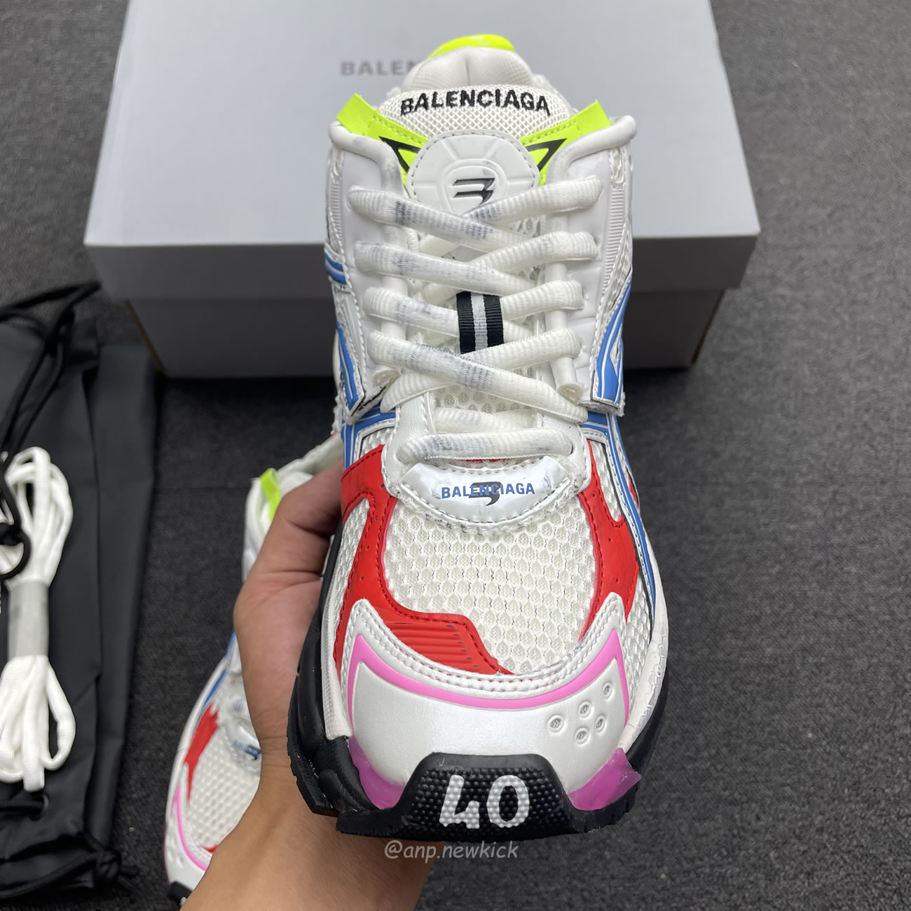 Balenciaga Multicolor Mesh Rubber White 677403 W3rb6 9645 (10) - www.kitistry.com Balenciaga Multicolor Mesh Rubber White 677403 W3rb6 9645 (10) - www.kitistry.com