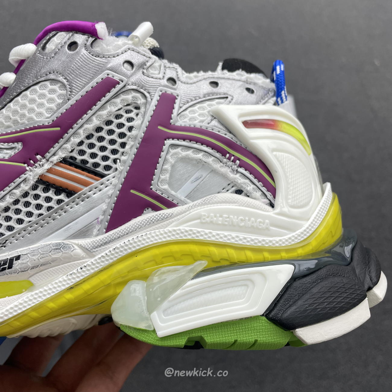 Balenciaga Runner Multicolor 677403w3rb68123 (9) - www.kitistry.com Balenciaga Runner Multicolor 677403w3rb68123 (9) - www.kitistry.com