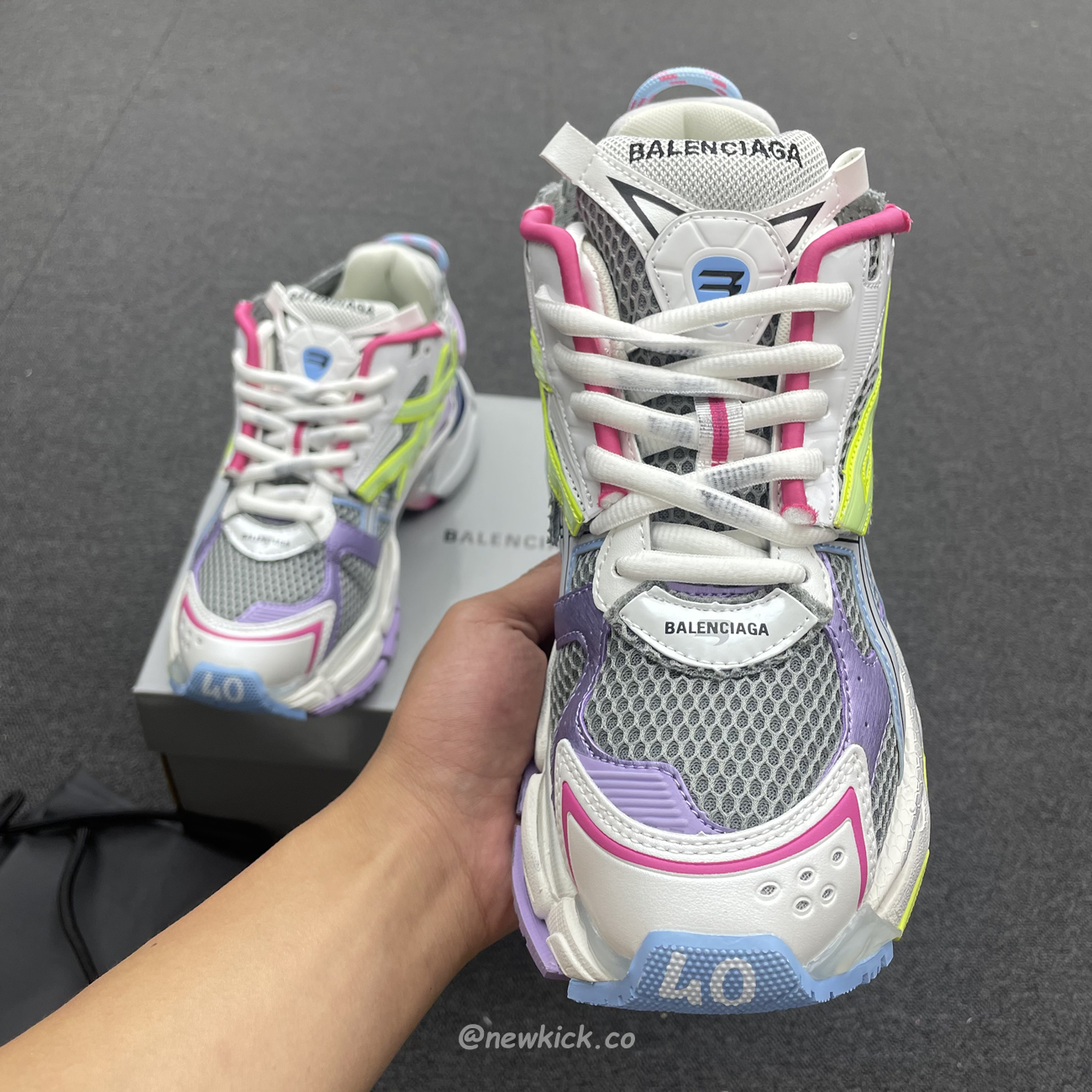Balenciaga Runner Leather Free Grey Light Purple Neon Yellow White 677403w3rbp1745 (12) - www.kitistry.com Balenciaga Runner Leather Free Grey Light Purple Neon Yellow White 677403w3rbp1745 (12) - www.kitistry.com