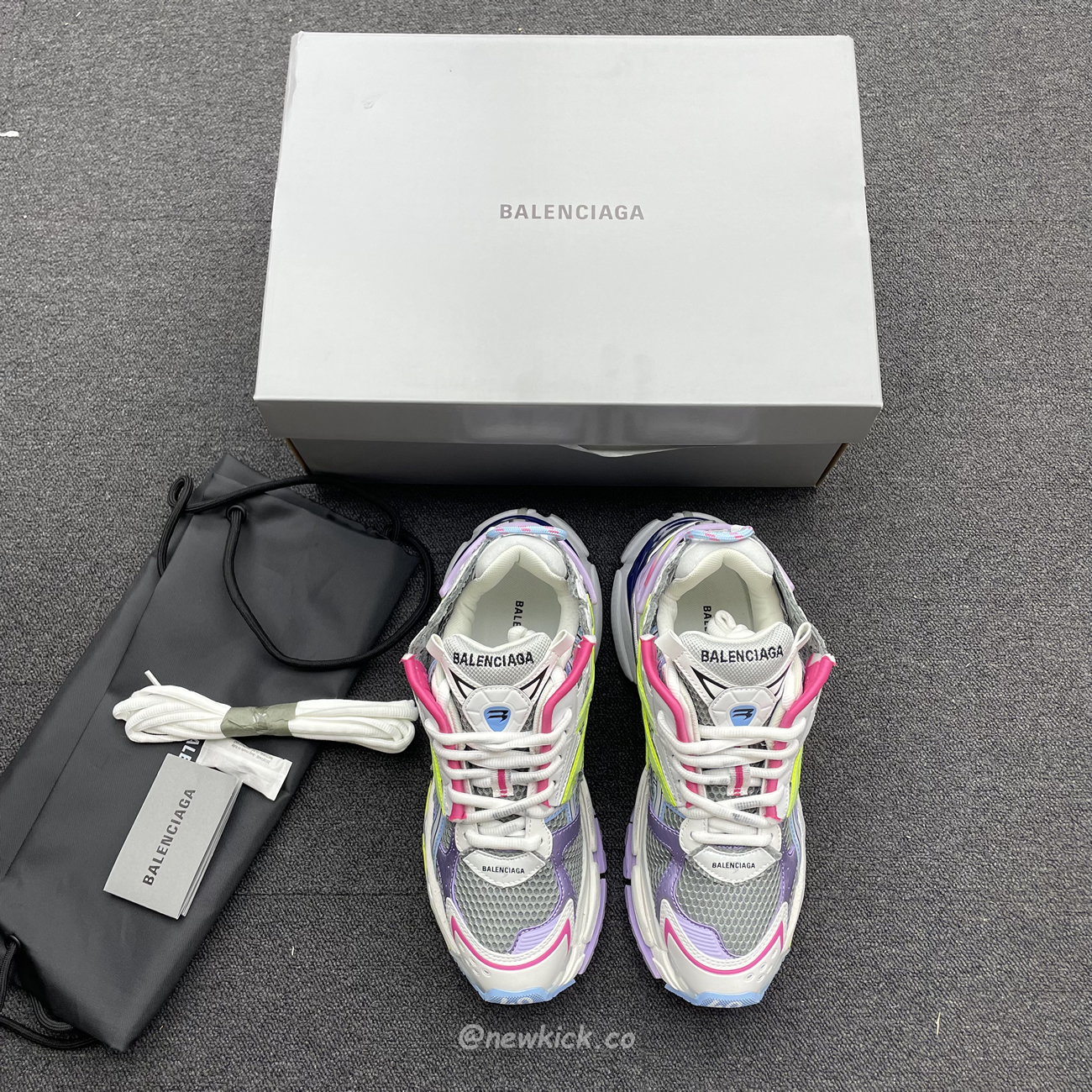 Balenciaga Runner Leather Free Grey Light Purple Neon Yellow White 677403w3rbp1745 (9) - www.kitistry.com Balenciaga Runner Leather Free Grey Light Purple Neon Yellow White 677403w3rbp1745 (9) - www.kitistry.com