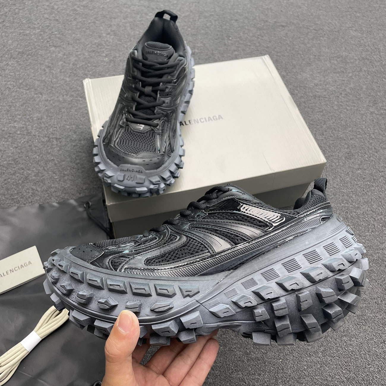 Balenciaga Defender Green Black Grey Navy Beige (16) - www.kitistry.com Balenciaga Defender Green Black Grey Navy Beige (16) - www.kitistry.com