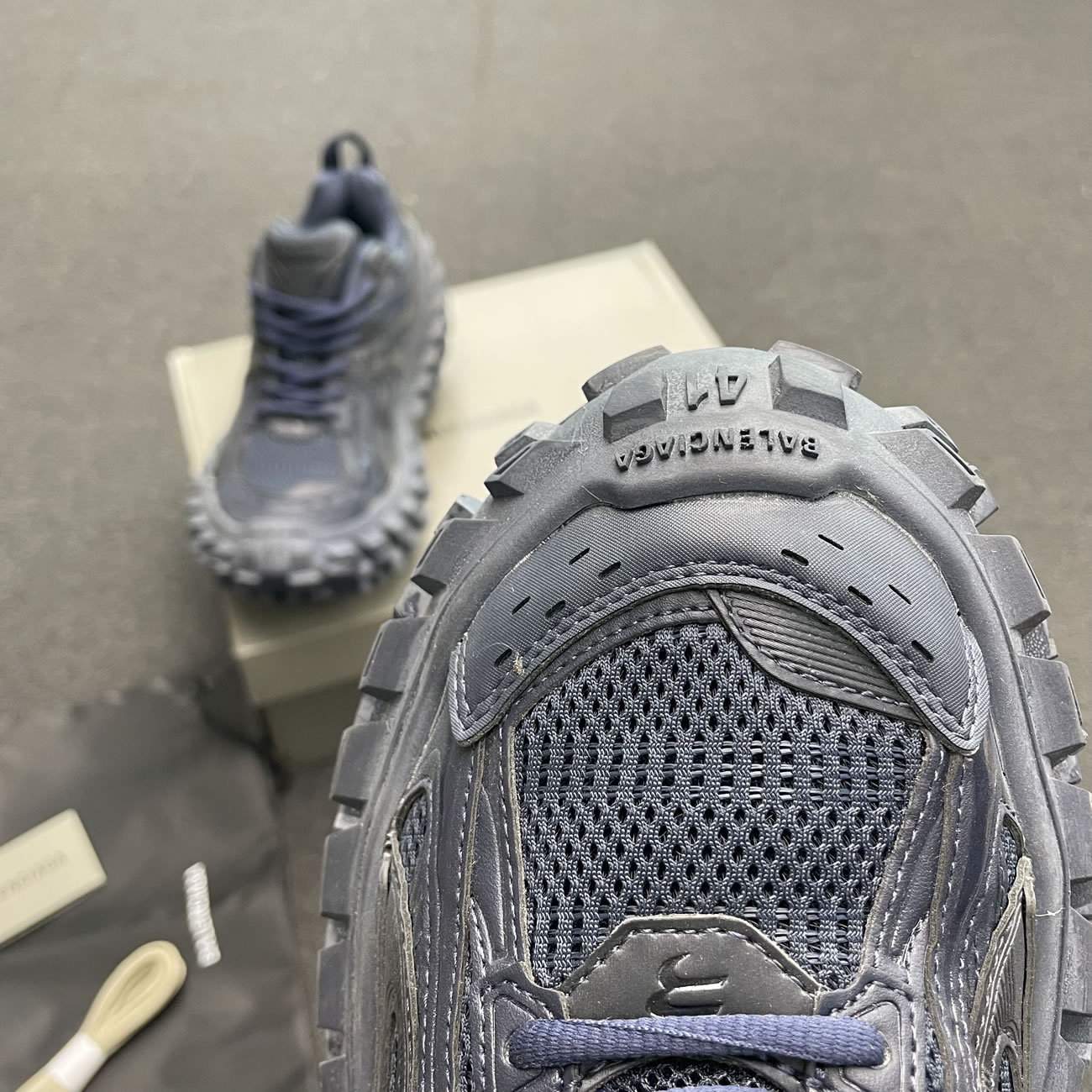 Balenciaga Defender Green Black Grey Navy Beige (25) - www.kitistry.com Balenciaga Defender Green Black Grey Navy Beige (25) - www.kitistry.com