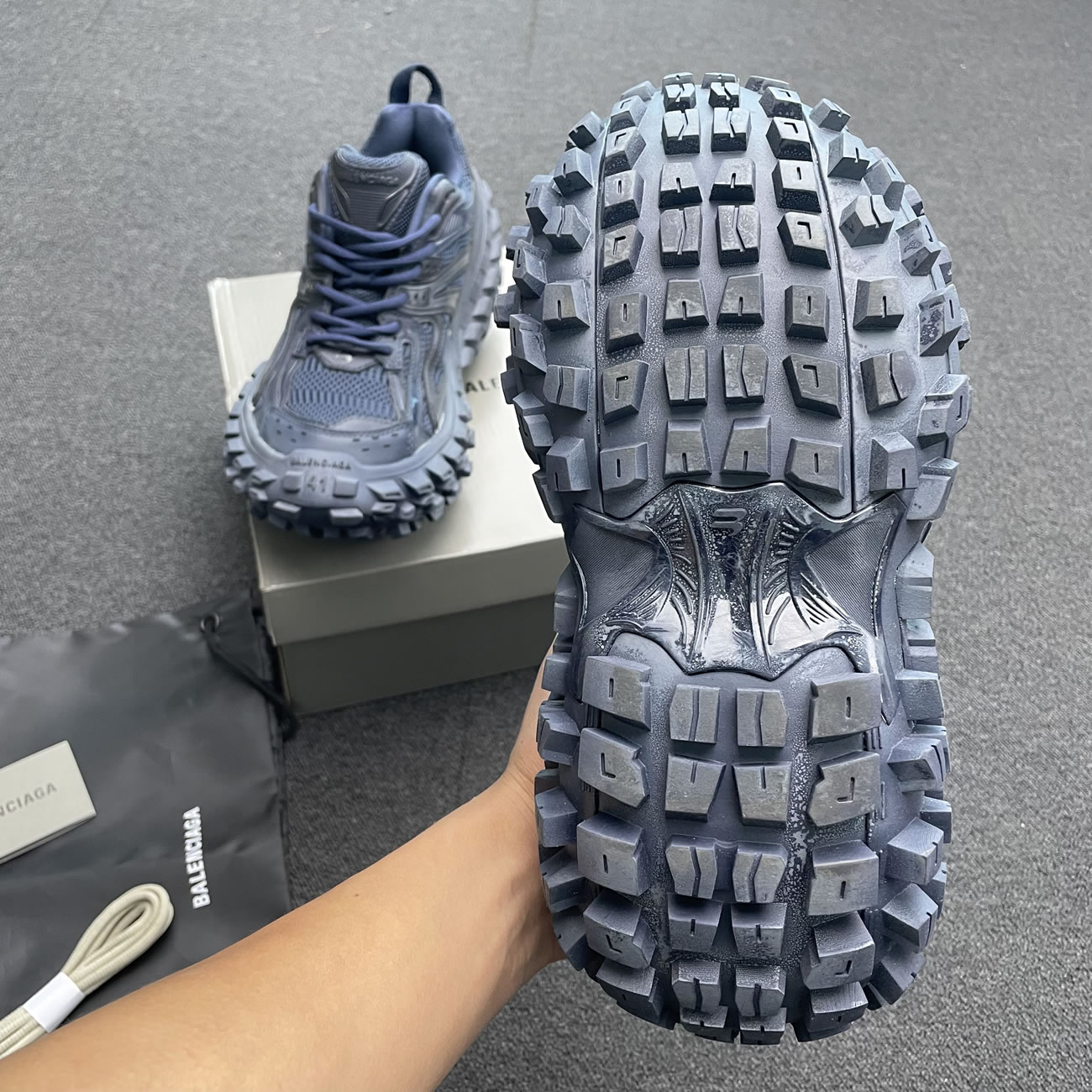 Balenciaga Defender Green Black Grey Navy Beige (30) - www.kitistry.com Balenciaga Defender Green Black Grey Navy Beige (30) - www.kitistry.com
