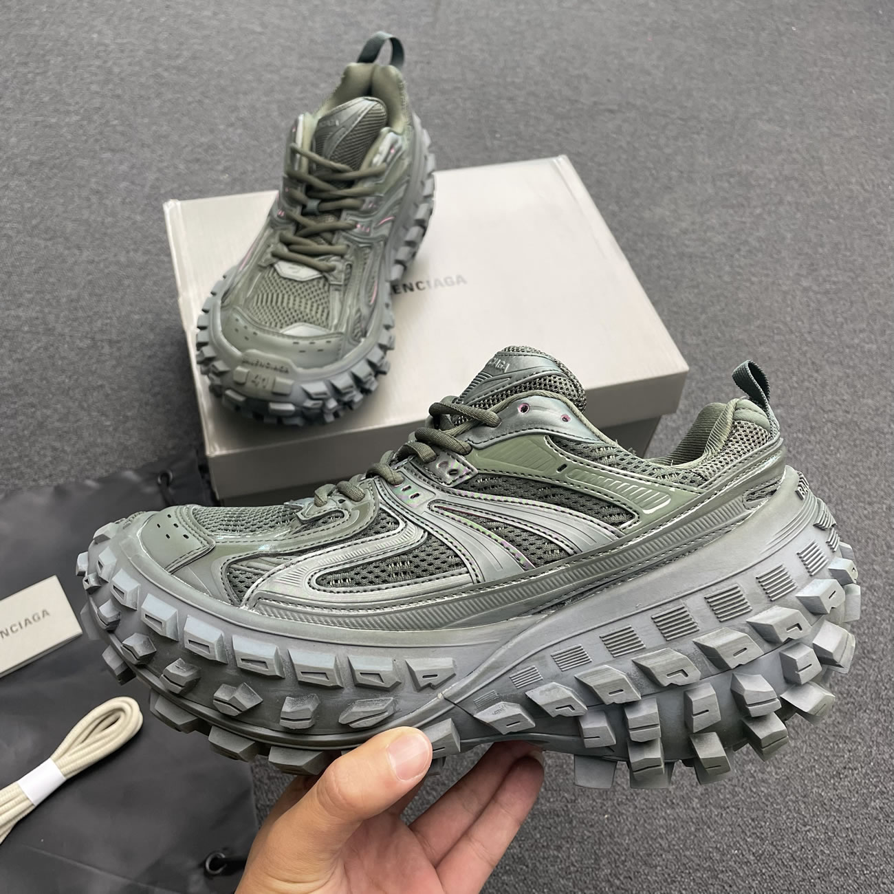 Balenciaga Defender Green Black Grey Navy Beige (37) - www.kitistry.com Balenciaga Defender Green Black Grey Navy Beige (37) - www.kitistry.com