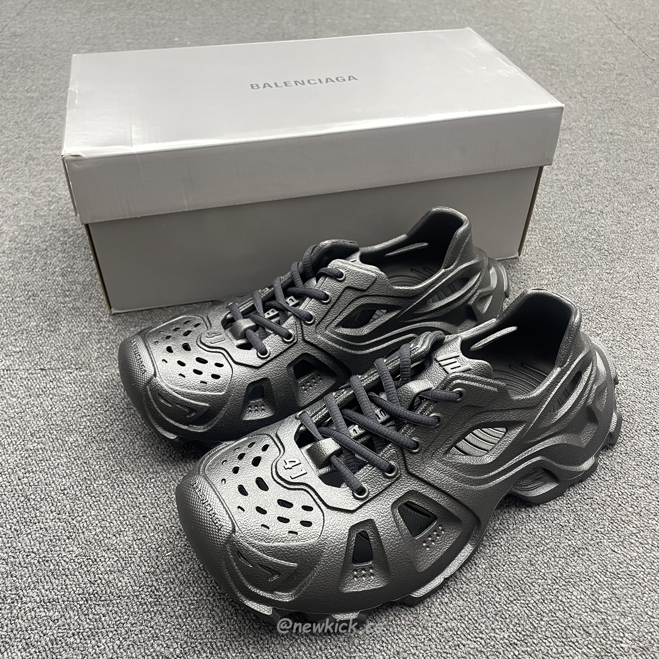 Balenciaga Hd Lace Up Black Beige (18) - www.kitistry.com Balenciaga Hd Lace Up Black Beige (18) - www.kitistry.com