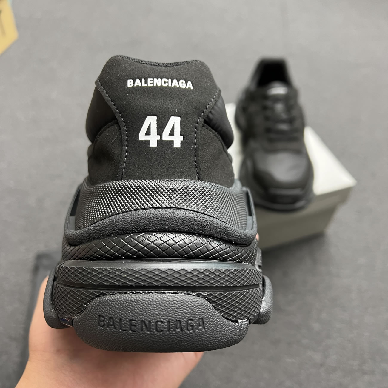 Balenciaga Triple S Nylon Black Bule 710157 W3cu1 1000 (2) - www.kitistry.com Balenciaga Triple S Nylon Black Bule 710157 W3cu1 1000 (2) - www.kitistry.com