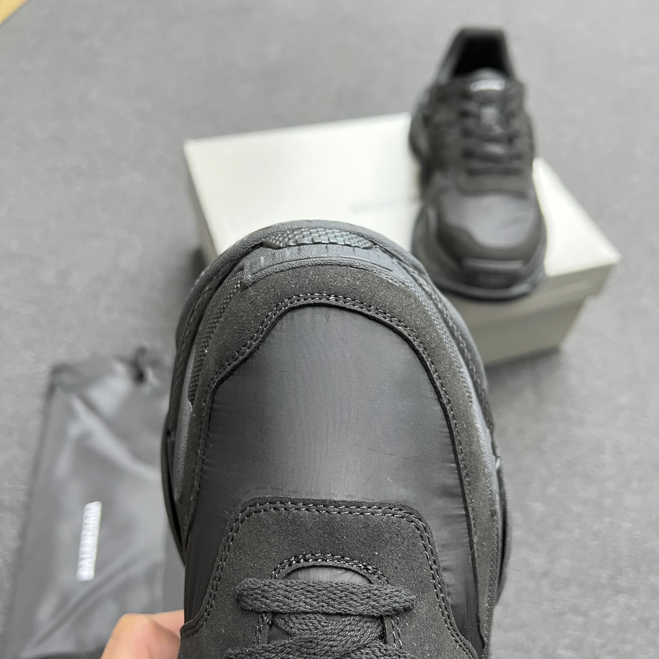 Balenciaga Triple S Nylon Black Bule 710157 W3cu1 1000 (4) - www.kitistry.com Balenciaga Triple S Nylon Black Bule 710157 W3cu1 1000 (4) - www.kitistry.com