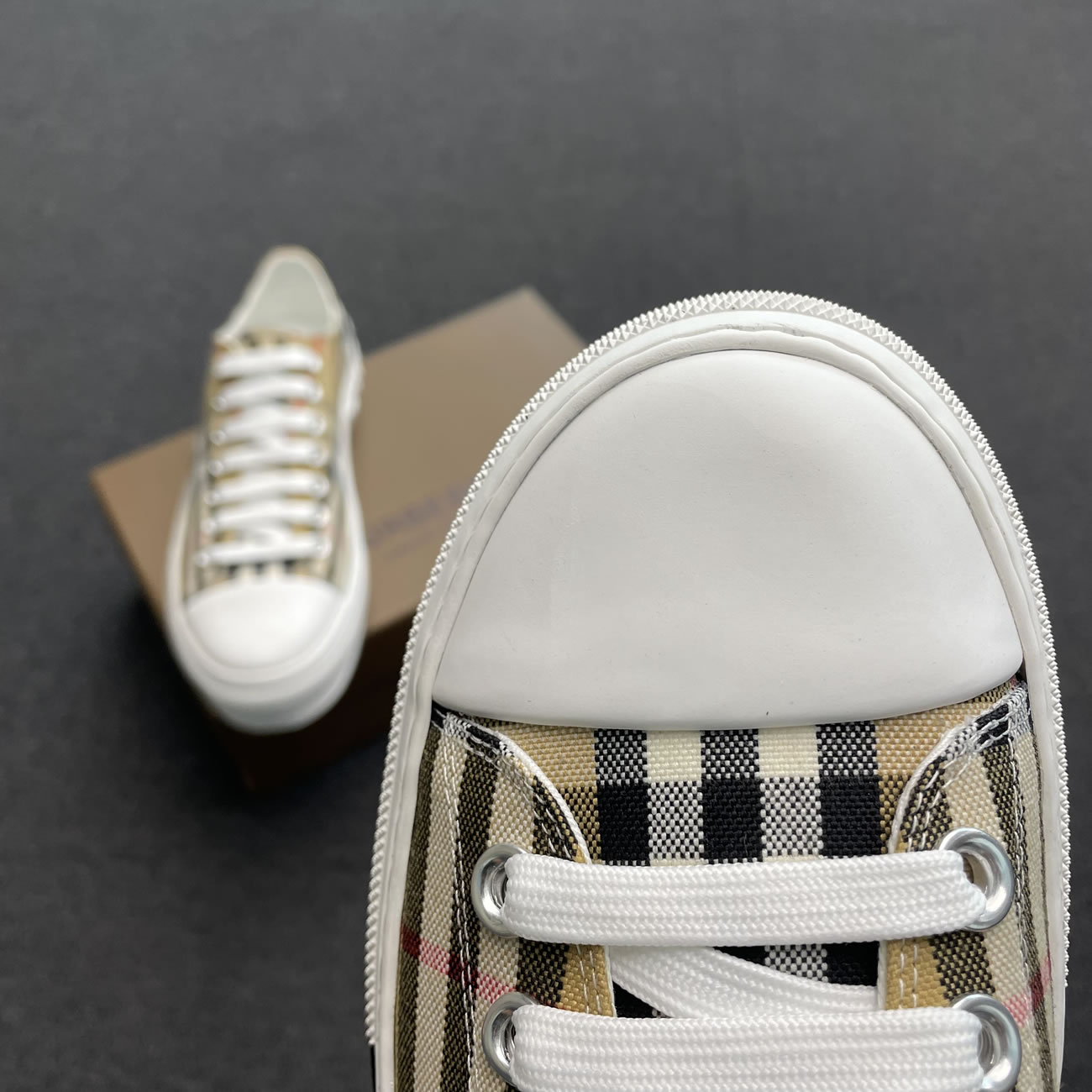 Burberry Vintage Check Cotton Sneakers Archive Beige White W 80505061 (6) - www.kitistry.com Burberry Vintage Check Cotton Sneakers Archive Beige White W 80505061 (6) - www.kitistry.com