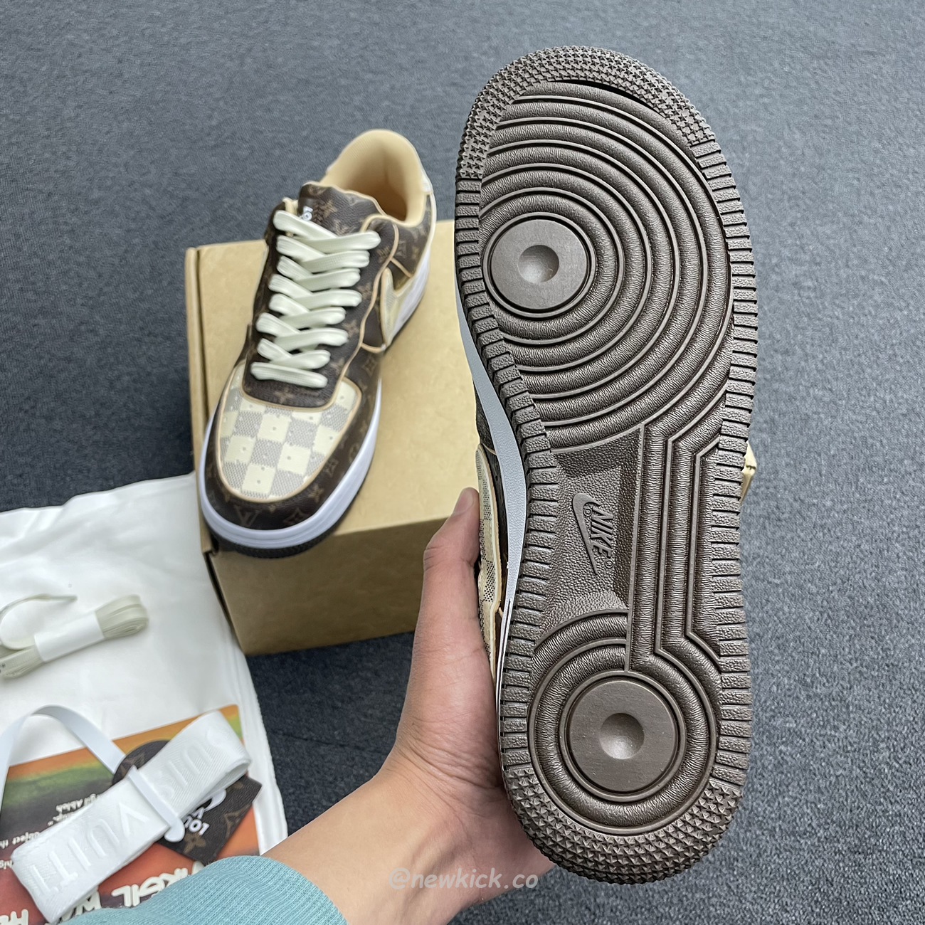 Nike Air Force 1 Low Louis Vuitton Monogram Brown Damier Azur (15) - www.kitistry.com