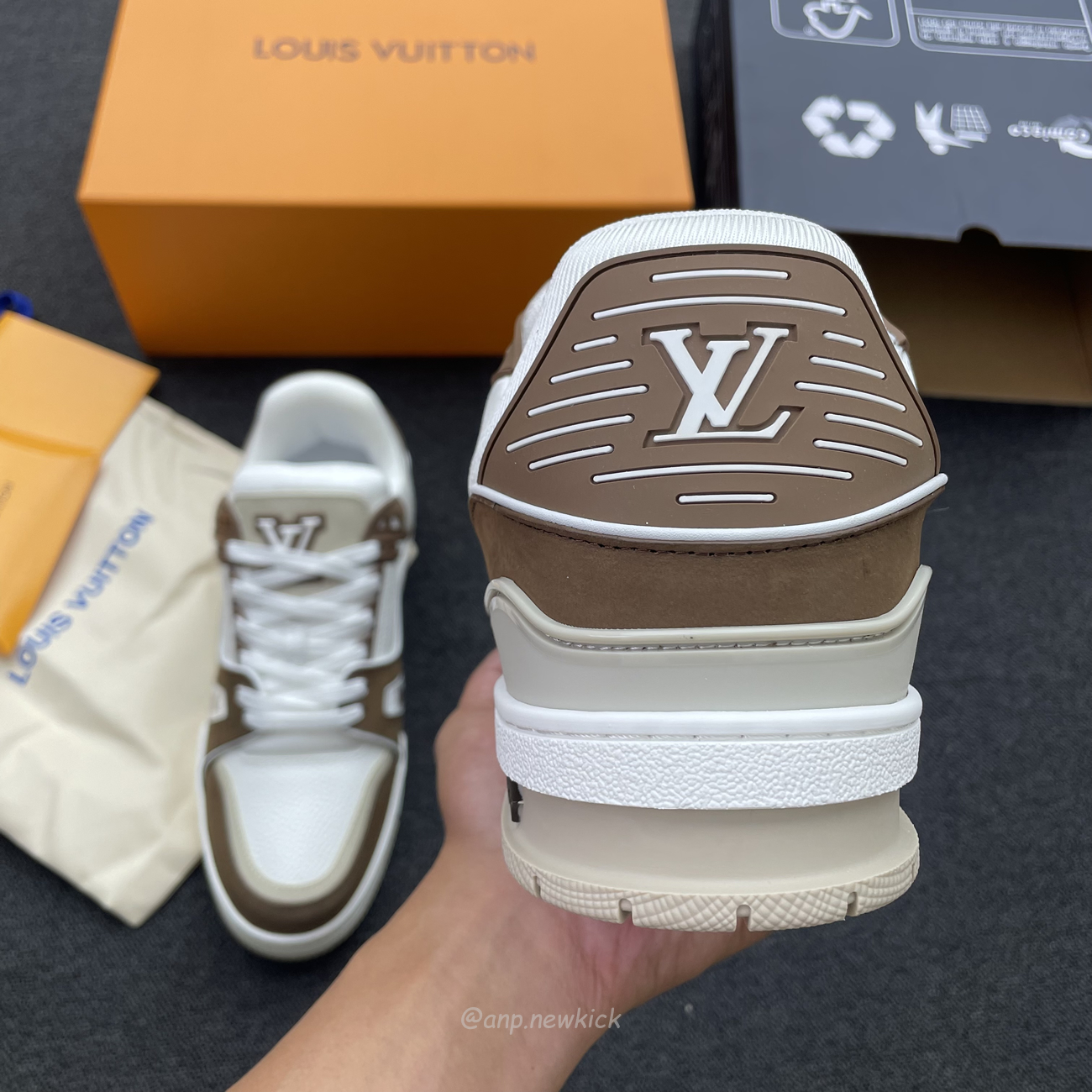 Louis Vuitton Lv Trainer White Brown Ag6u3amdbjn430 (6) - www.kitistry.com