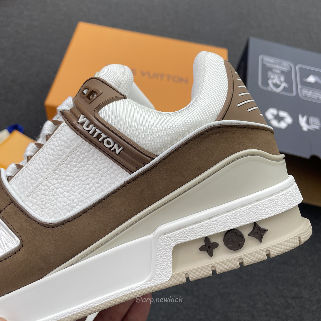 Louis Vuitton Lv Trainer White Brown Ag6u3amdbjn430 (7) - www.kitistry.com