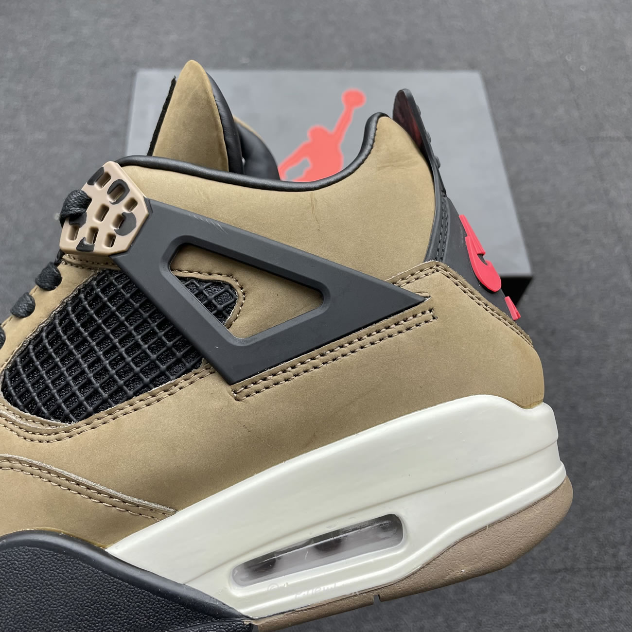 Air Jordan 4 X Travis Scott Olive Grey Black Aj4 882335 (4) - www.kitistry.com Air Jordan 4 X Travis Scott Olive Grey Black Aj4 882335 (4) - www.kitistry.com