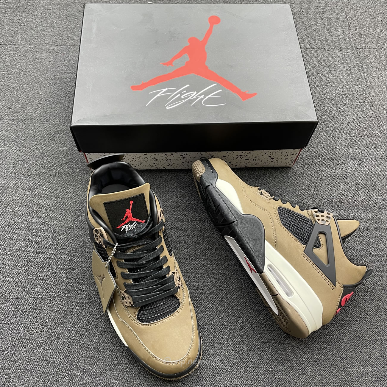 Air Jordan 4 X Travis Scott Olive Grey Black Aj4 882335 (6) - www.kitistry.com Air Jordan 4 X Travis Scott Olive Grey Black Aj4 882335 (6) - www.kitistry.com