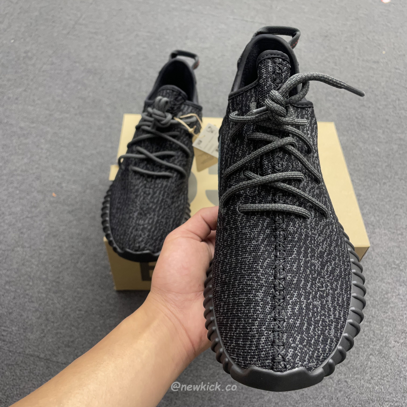 Adidas Yeezy Boost 350 Pirate Black Aq2659 (2) - www.kitistry.com