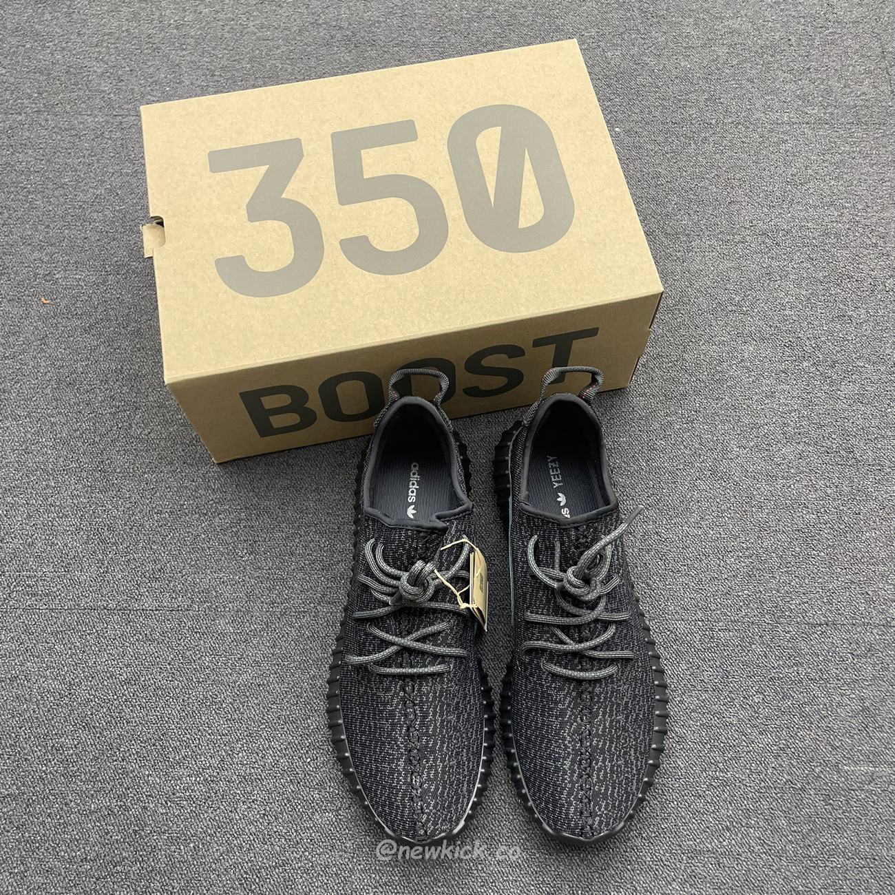 Adidas Yeezy Boost 350 Pirate Black Aq2659 (8) - www.kitistry.com