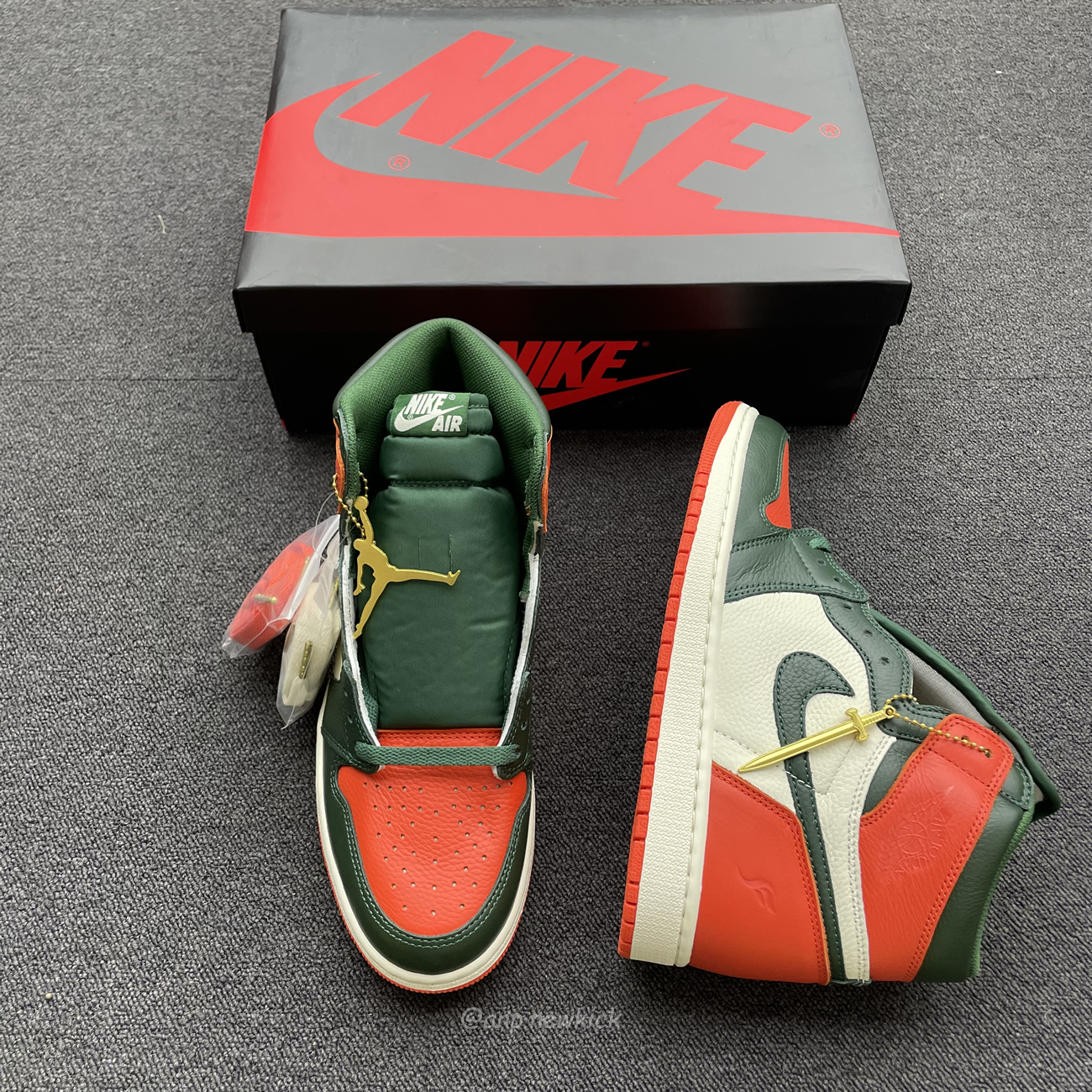 Air Jordan 1 Retro High Solefly Art Basel Sail Av3905 138 (3) - www.kitistry.com Air Jordan 1 Retro High Solefly Art Basel Sail Av3905 138 (3) - www.kitistry.com