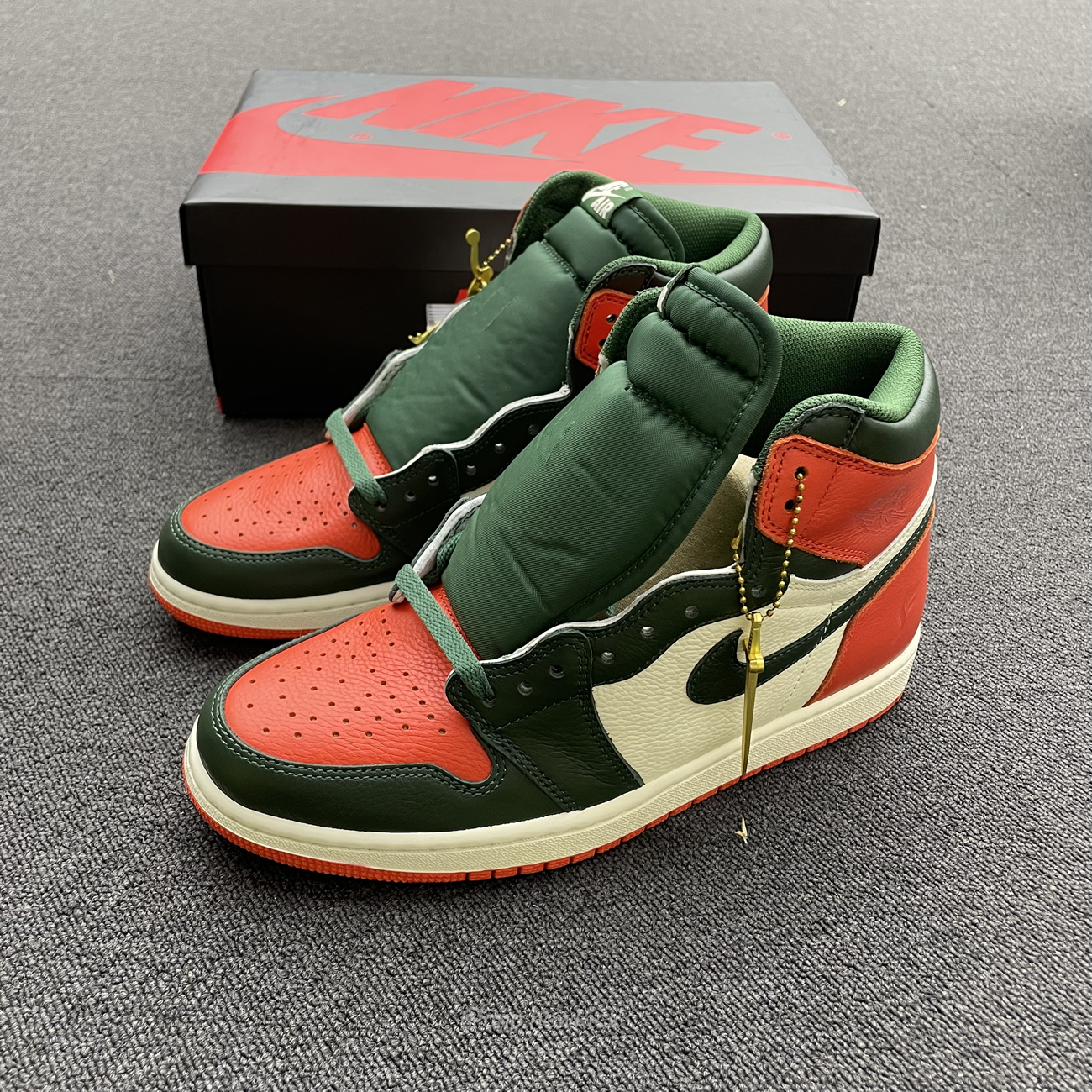 Air Jordan 1 Retro High Solefly Art Basel Sail Av3905 138 (6) - www.kitistry.com Air Jordan 1 Retro High Solefly Art Basel Sail Av3905 138 (6) - www.kitistry.com