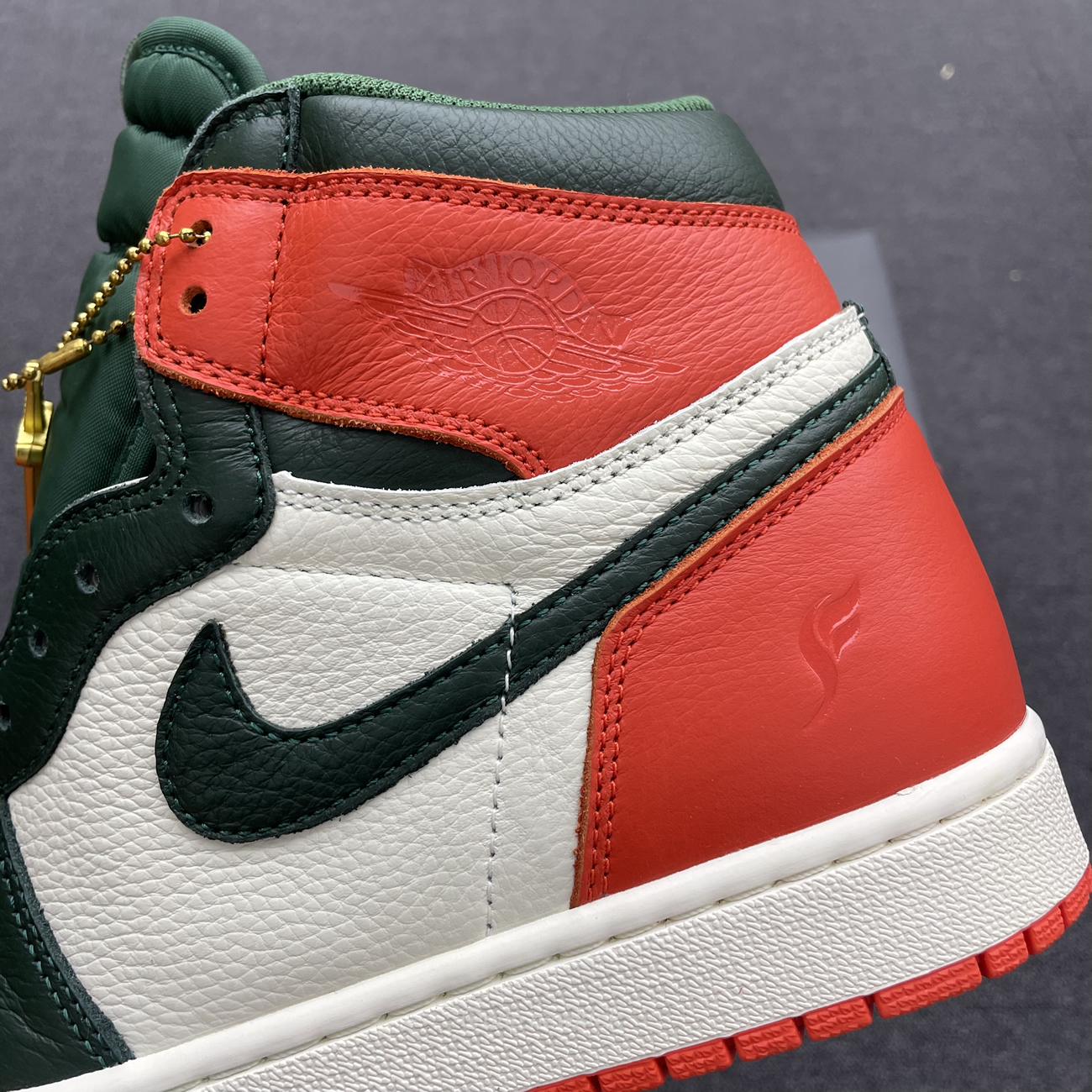 Air Jordan 1 Retro High Solefly Art Basel Sail Av3905 138 (9) - www.kitistry.com Air Jordan 1 Retro High Solefly Art Basel Sail Av3905 138 (9) - www.kitistry.com