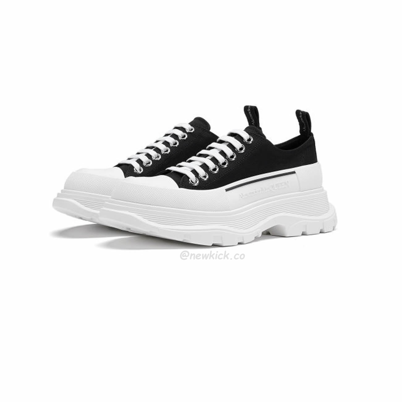 Alexander Mcqueen Tread Slick Low Lace Up Black White (16) - www.kitistry.com Alexander Mcqueen Tread Slick Low Lace Up Black White (16) - www.kitistry.com