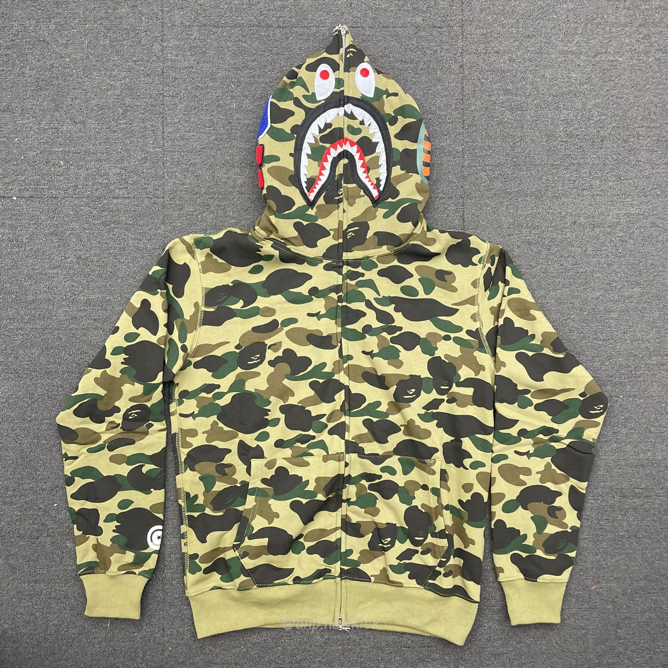 Bape Ladies 1st Camo Boa Shark Hoodie Green (2) - www.kitistry.com Bape Ladies 1st Camo Boa Shark Hoodie Green (2) - www.kitistry.com