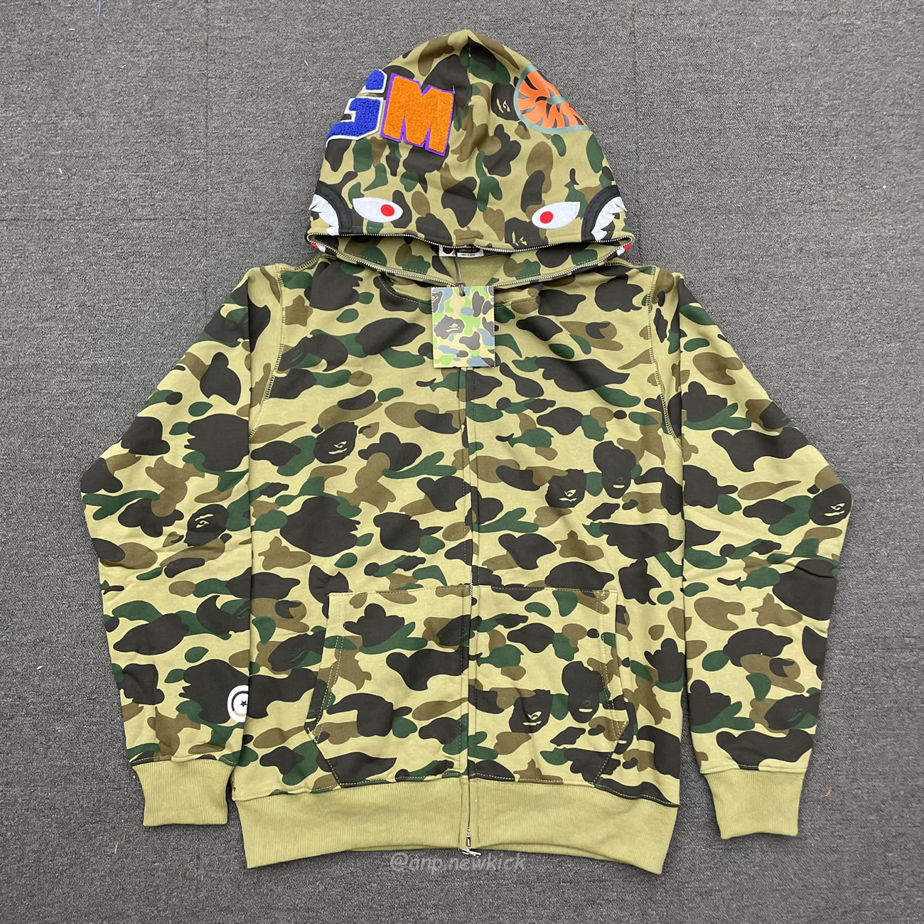 Bape Ladies 1st Camo Boa Shark Hoodie Green (4) - www.kitistry.com Bape Ladies 1st Camo Boa Shark Hoodie Green (4) - www.kitistry.com