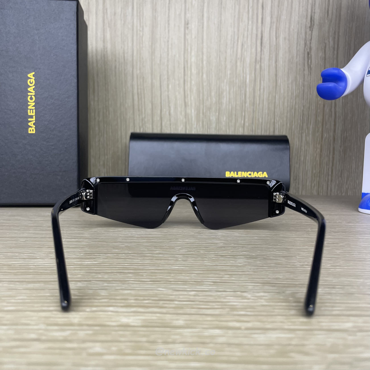 Balenciaga Unisex Sunglasses Bb0003s (5) - www.kitistry.com Balenciaga Unisex Sunglasses Bb0003s (5) - www.kitistry.com