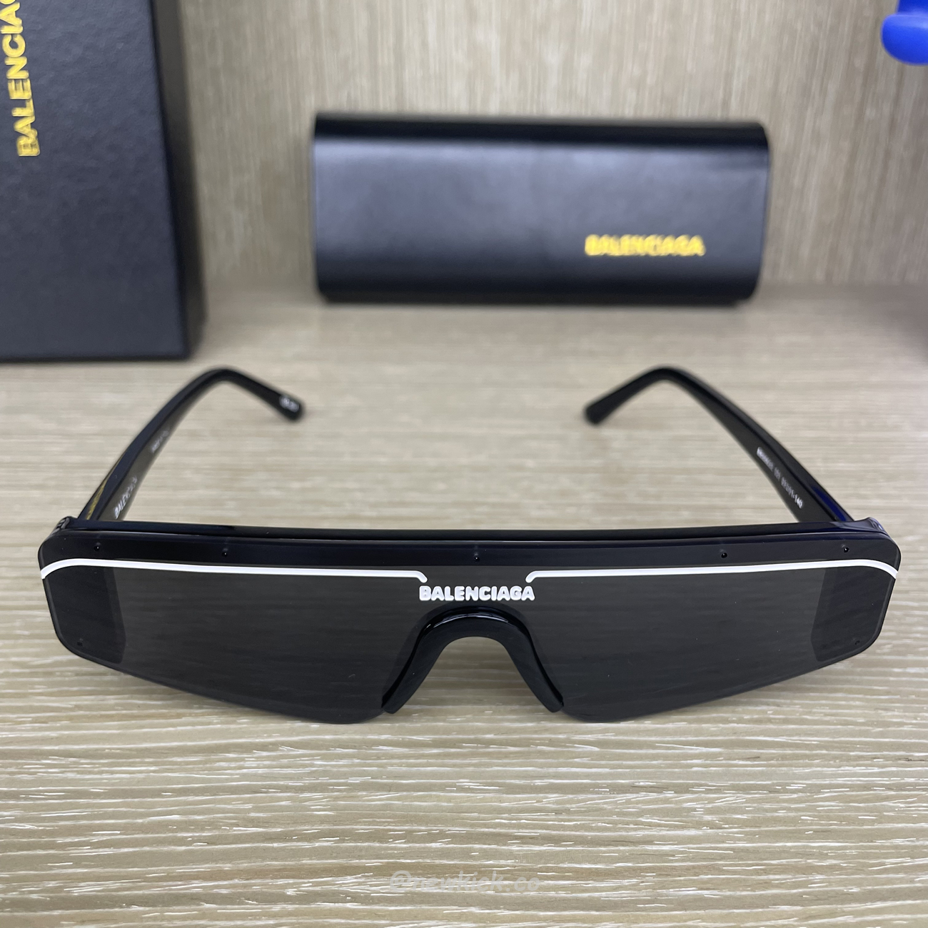 Balenciaga Unisex Sunglasses Bb0003s (6) - www.kitistry.com Balenciaga Unisex Sunglasses Bb0003s (6) - www.kitistry.com
