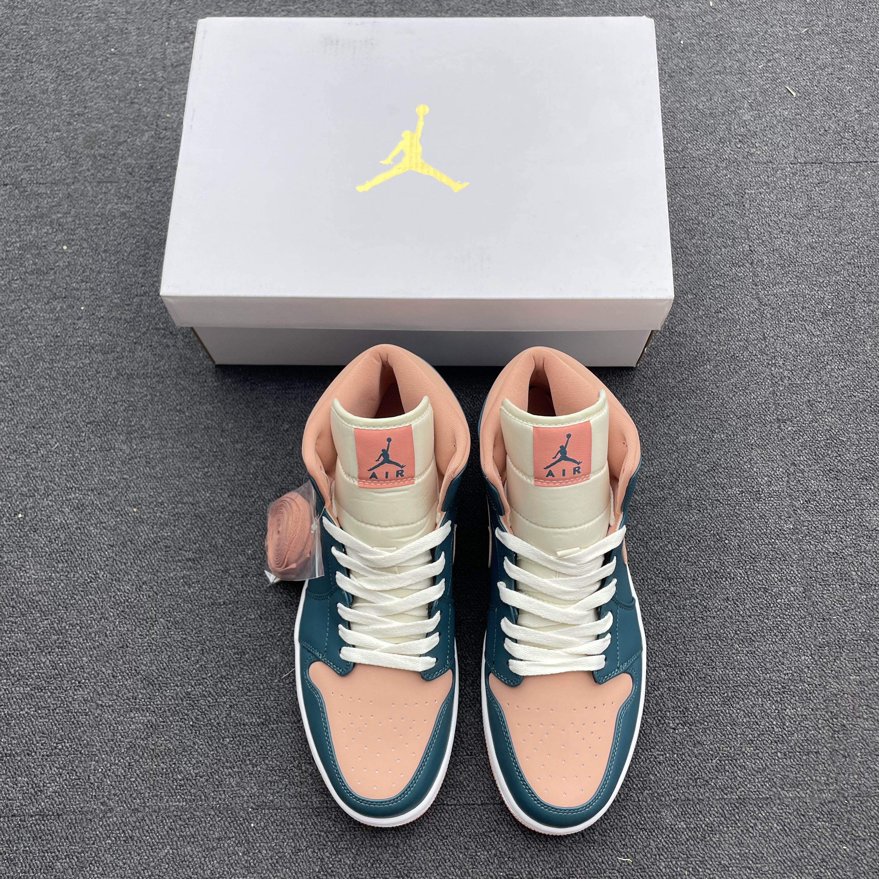Air Jordan 1 Mid Dark Teal Green Bq6472 308 (2) - www.kitistry.com Air Jordan 1 Mid Dark Teal Green Bq6472 308 (2) - www.kitistry.com