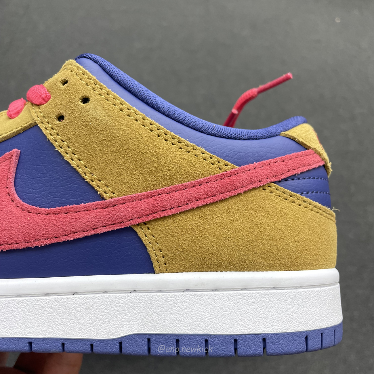 Nike Sb Dunk Low Reverse Papa Bear Bq6817 700 (5) - www.kitistry.com Nike Sb Dunk Low Reverse Papa Bear Bq6817 700 (5) - www.kitistry.com