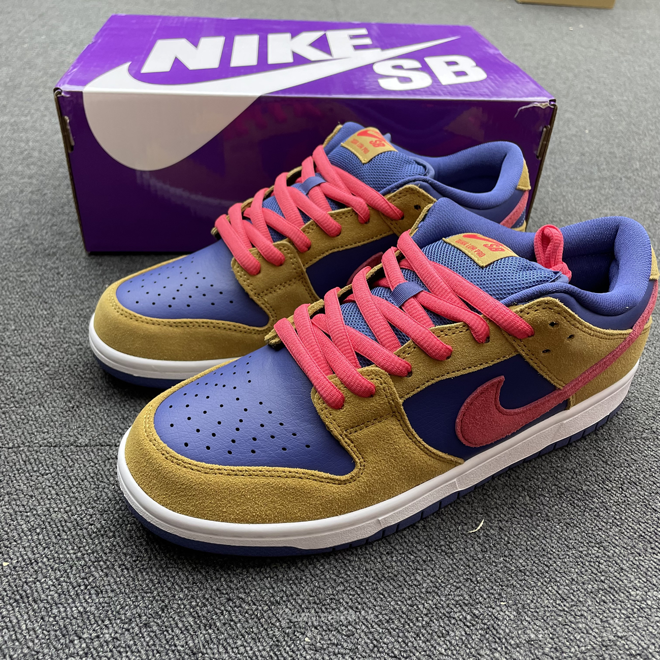 Nike Sb Dunk Low Reverse Papa Bear Bq6817 700 (8) - www.kitistry.com Nike Sb Dunk Low Reverse Papa Bear Bq6817 700 (8) - www.kitistry.com