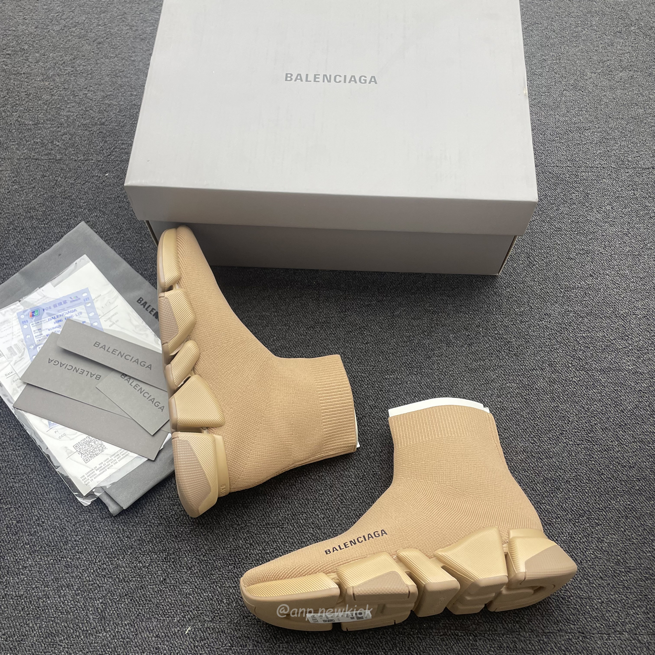 Balenciaga Speed 2.0 Beige Knit Sole Sock Sneakers (3) - www.kitistry.com Balenciaga Speed 2.0 Beige Knit Sole Sock Sneakers (3) - www.kitistry.com