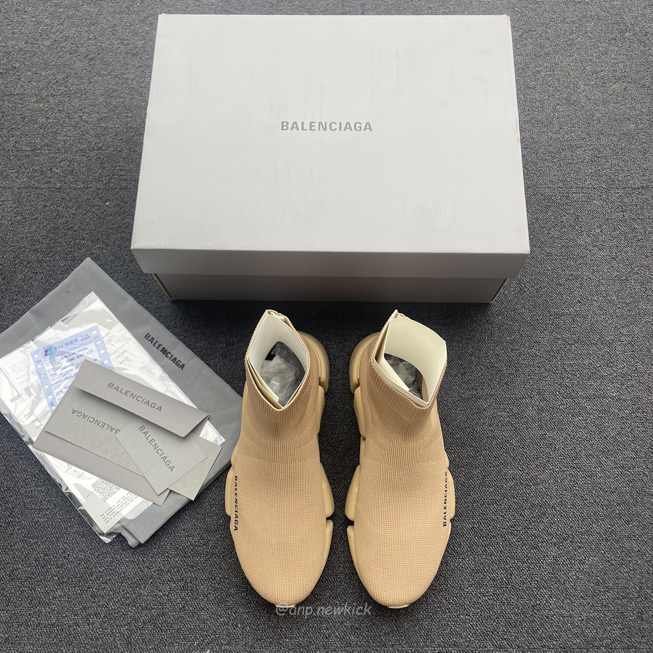 Balenciaga Speed 2.0 Beige Knit Sole Sock Sneakers (7) - www.kitistry.com Balenciaga Speed 2.0 Beige Knit Sole Sock Sneakers (7) - www.kitistry.com