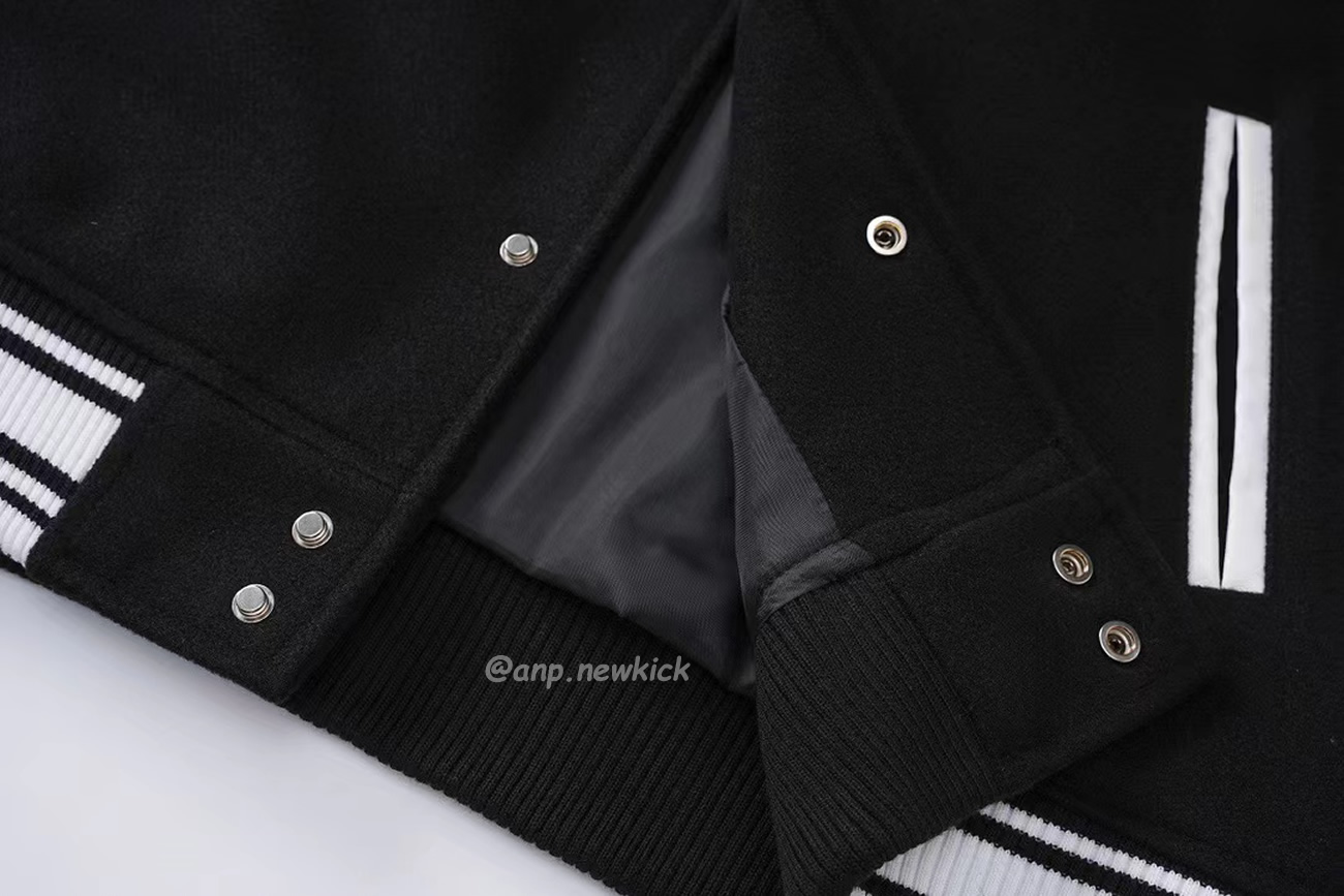 Burberry Bomber Jacket (8) - www.kitistry.com Burberry Bomber Jacket (8) - www.kitistry.com