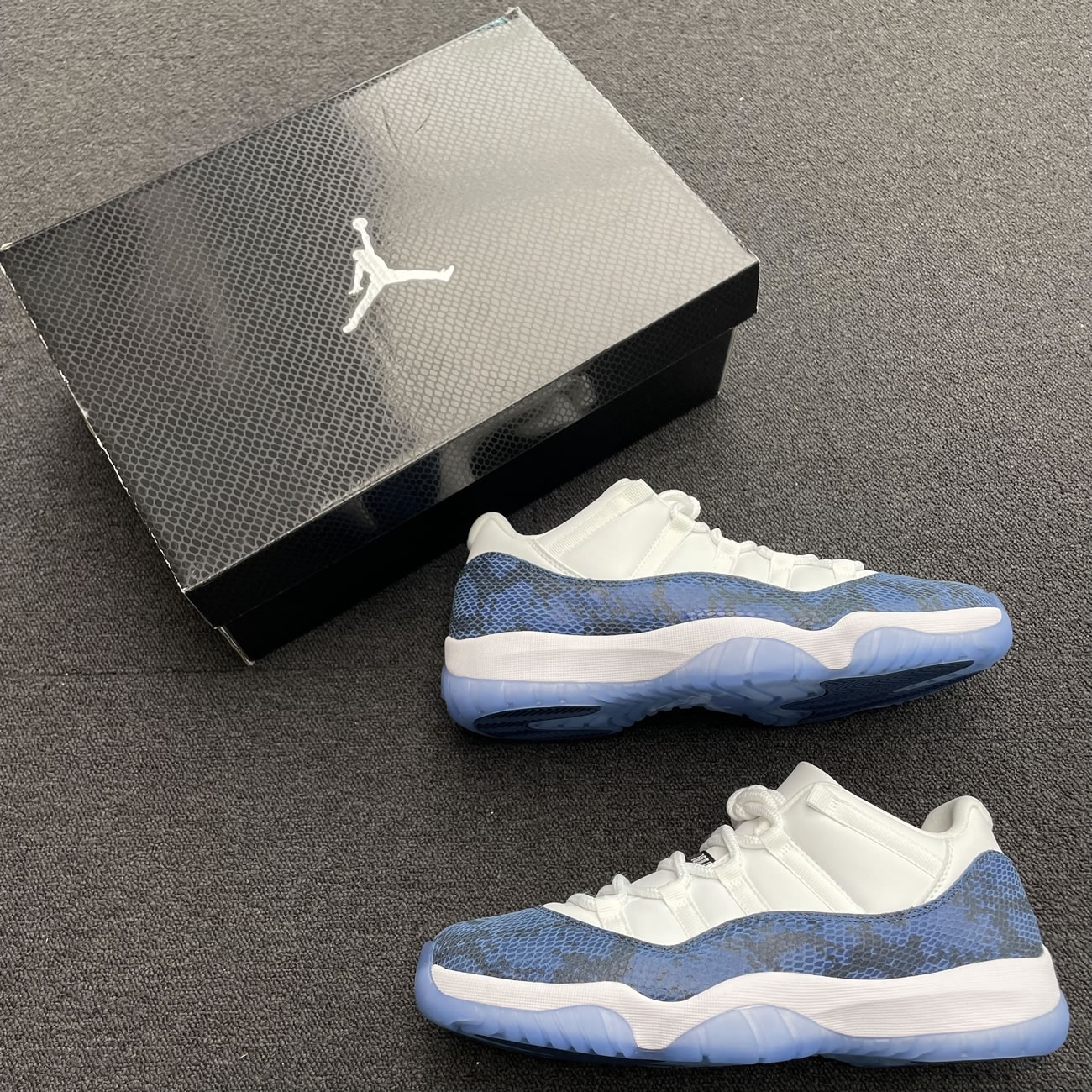 Air Jordan 11 Retro Low Snake Navy Cd6846 102 (10) - www.kitistry.com