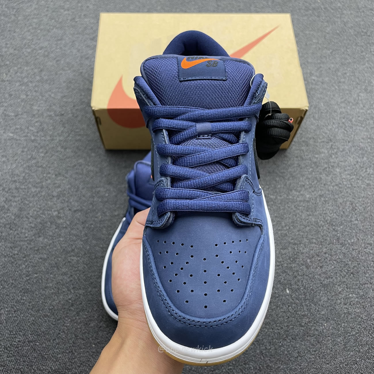 Nike Sb Dunk Low Navy Black Gum Cw7463 401 (7) - www.kitistry.com Nike Sb Dunk Low Navy Black Gum Cw7463 401 (7) - www.kitistry.com